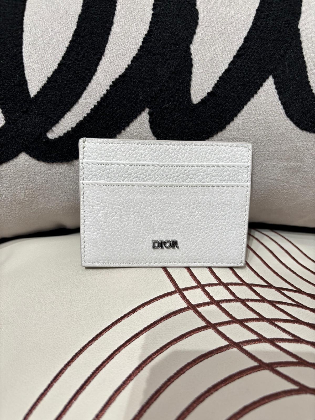 Dior card holder grey 100%Authentic ,99%new✅dust bag ✨✨專門店售價$3800 ✨✨  