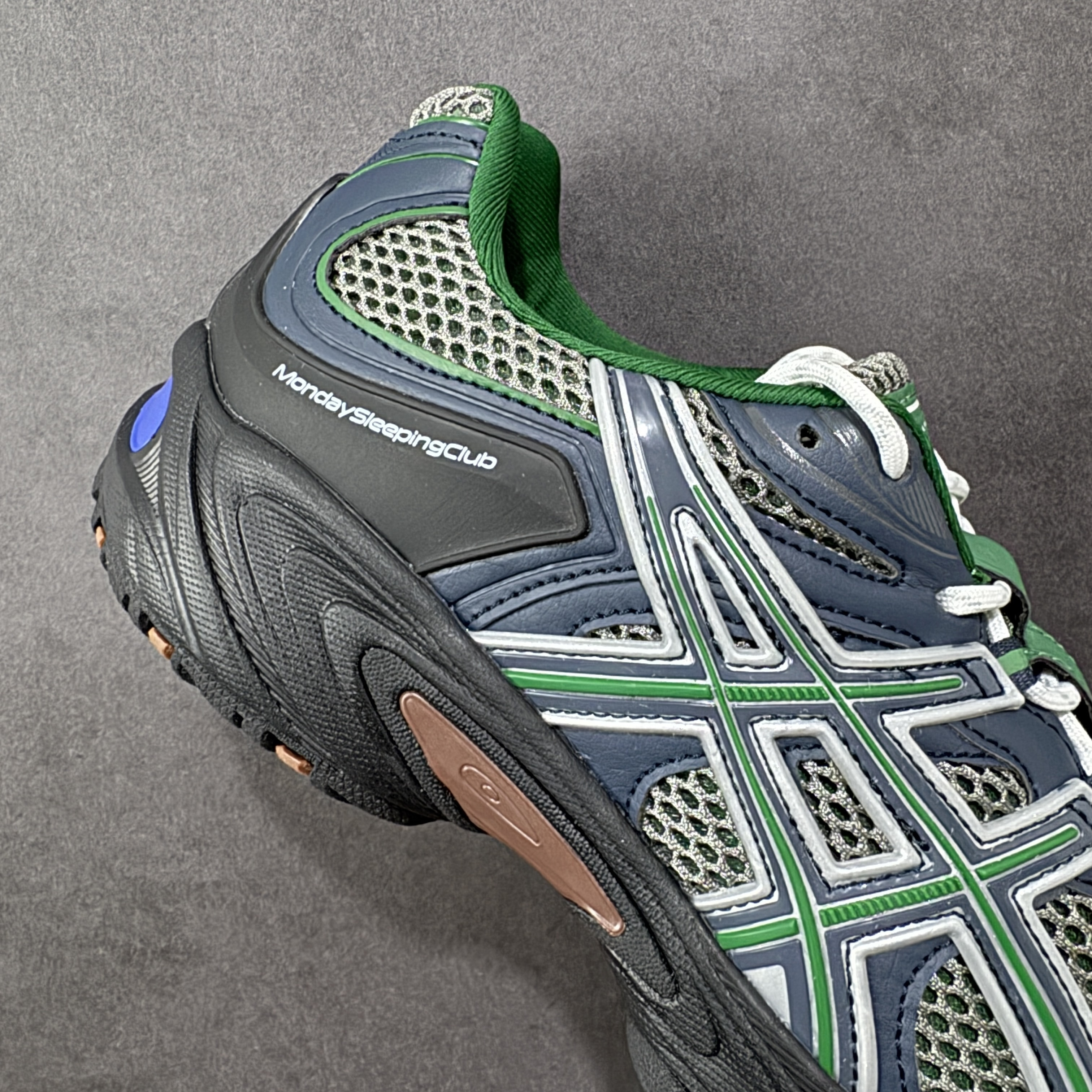 Asics Gel-Kahana TR Nexus 1203B132-020