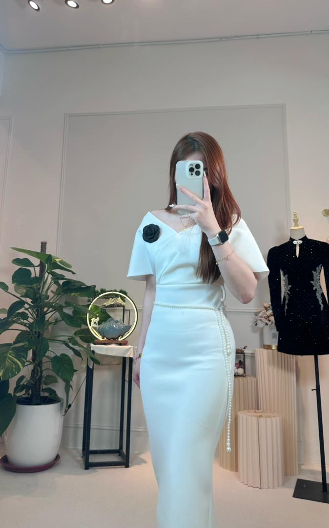 A03 --3D Floral Pearl Waist Chain