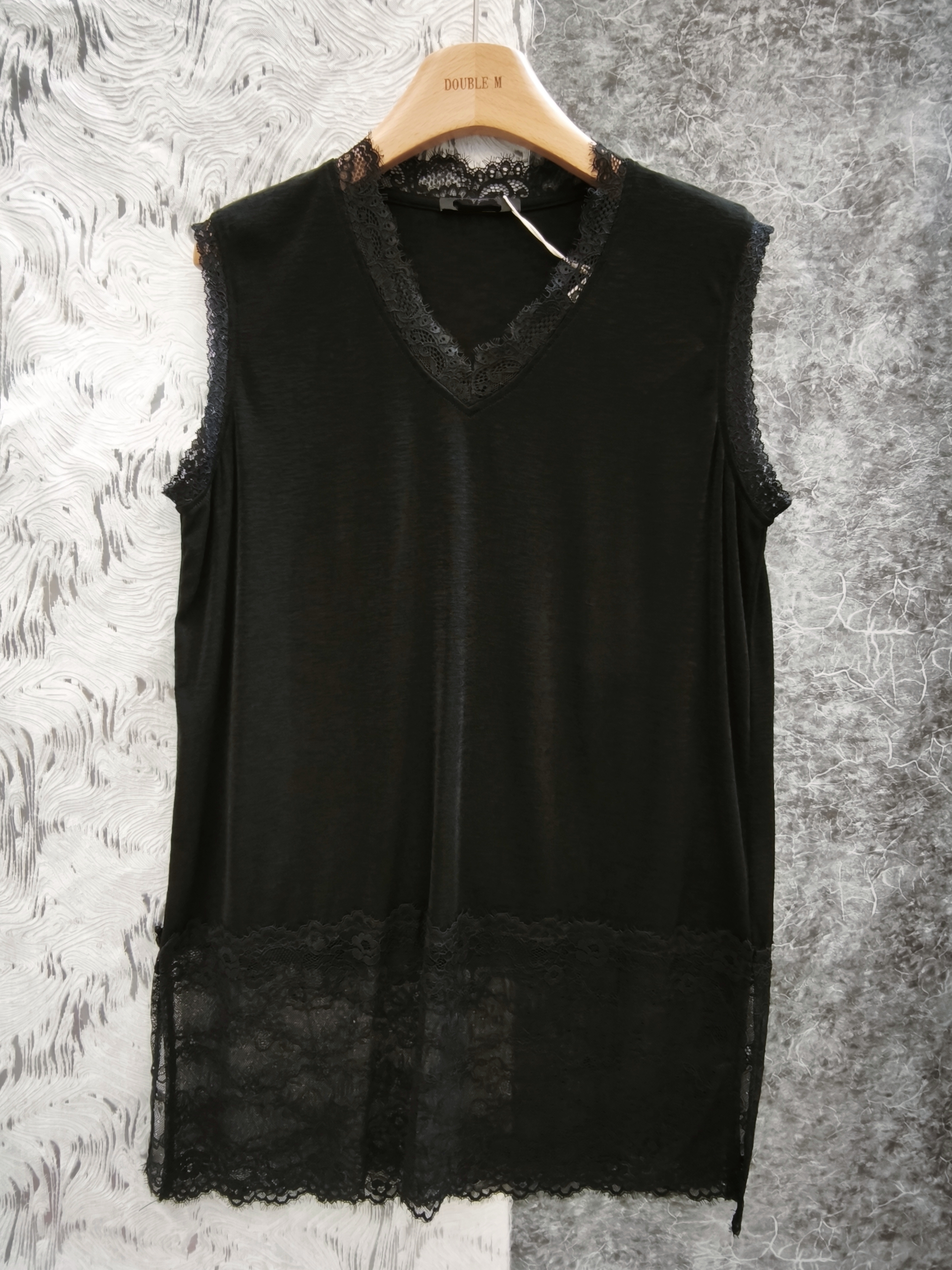 醋酸面料蕾絲背心