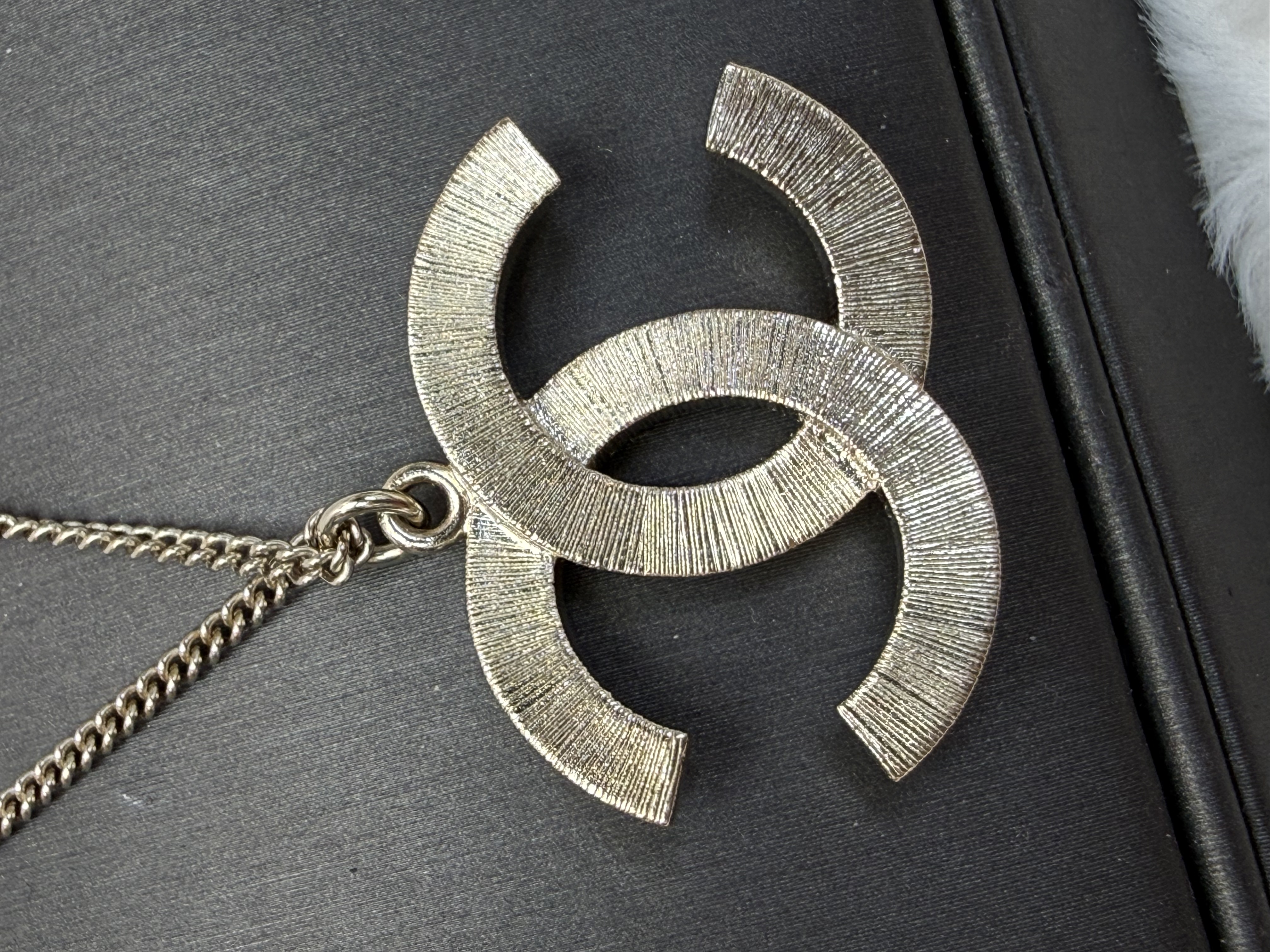 Chanel香奈兒 珍珠雙C金色頸鏈