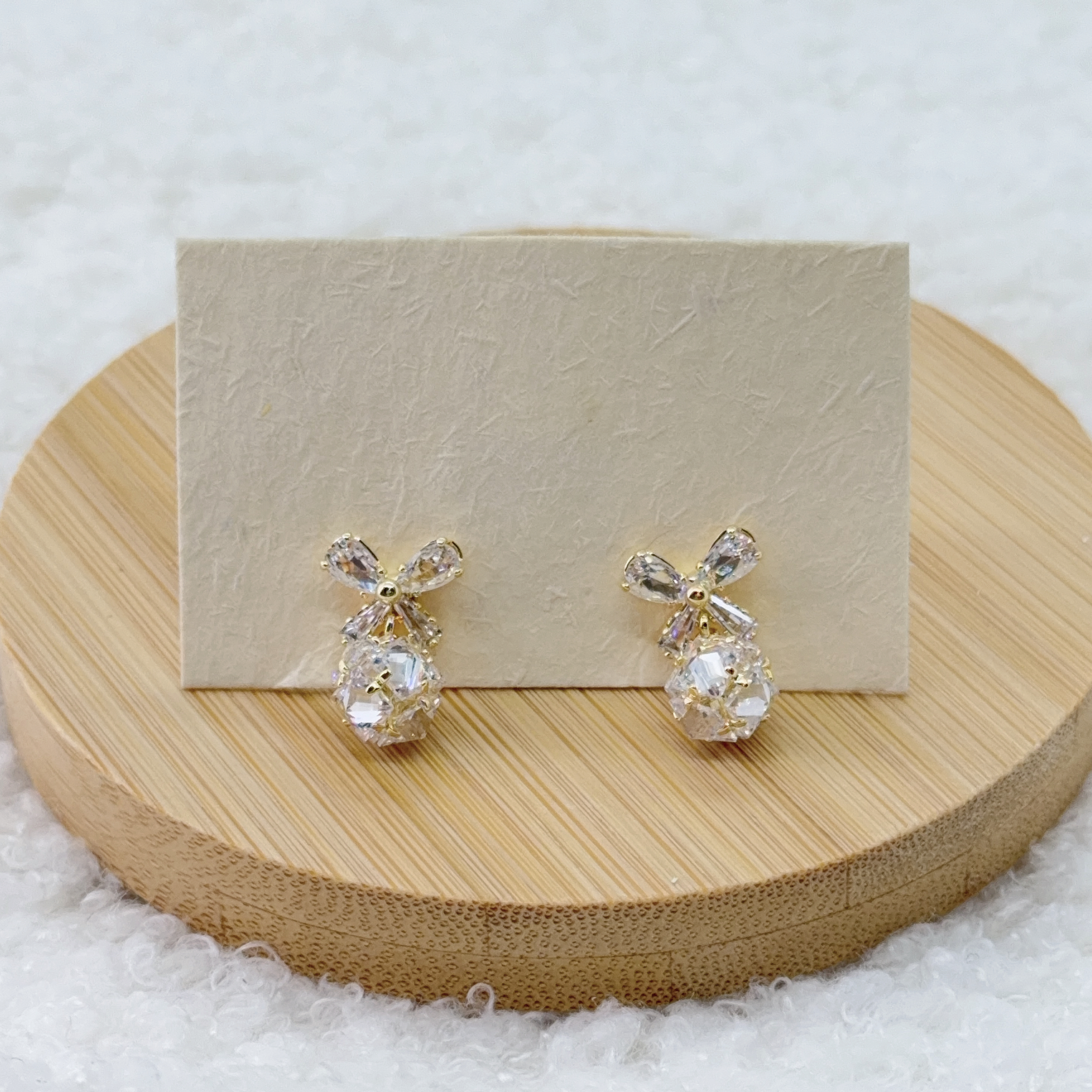 金色水鑽蝴蝶結波波耳環 (925 Silver Post)