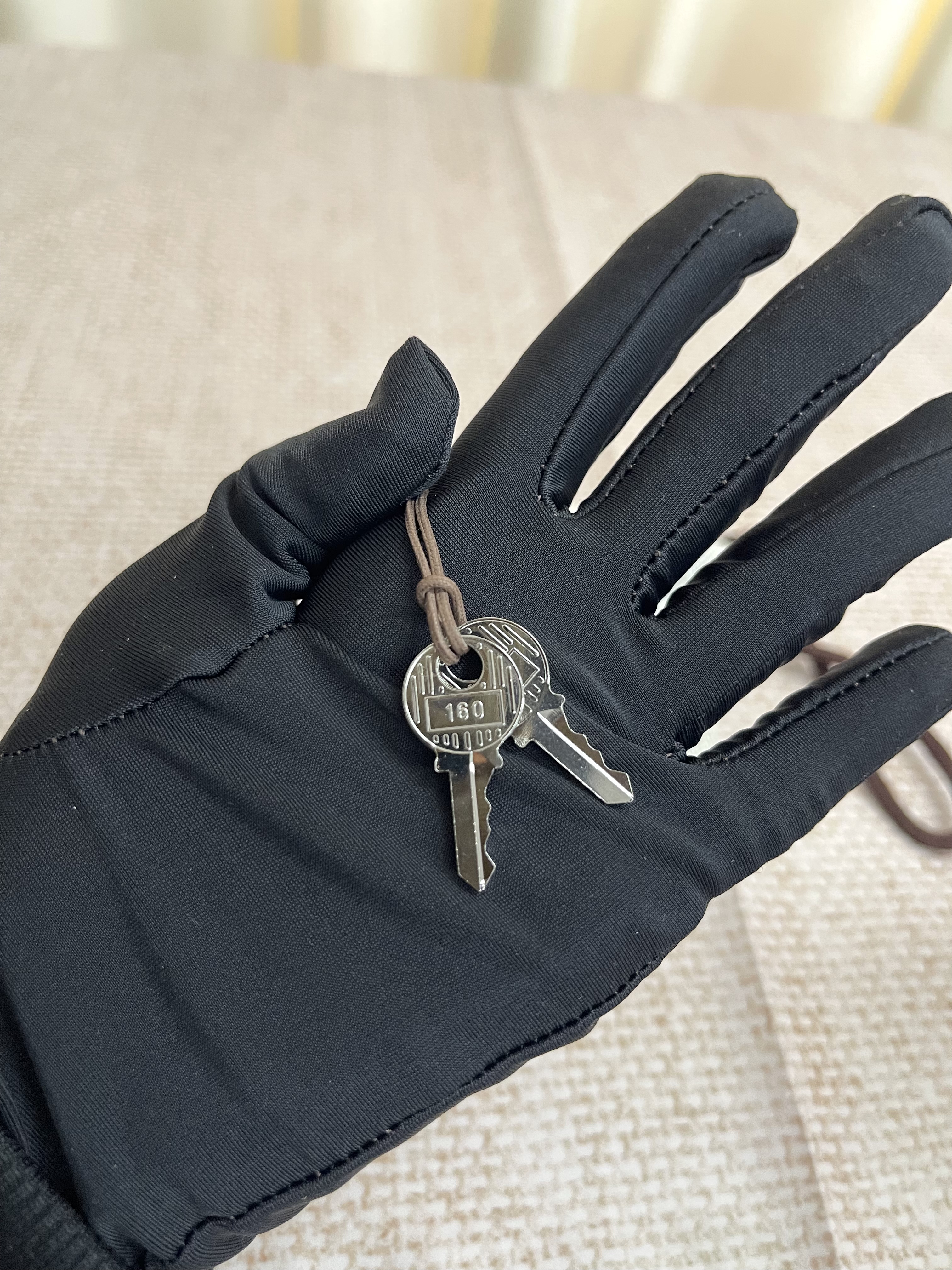 Pre-owned Hermes P26 / Stamp square R/ Product Code: 26020401