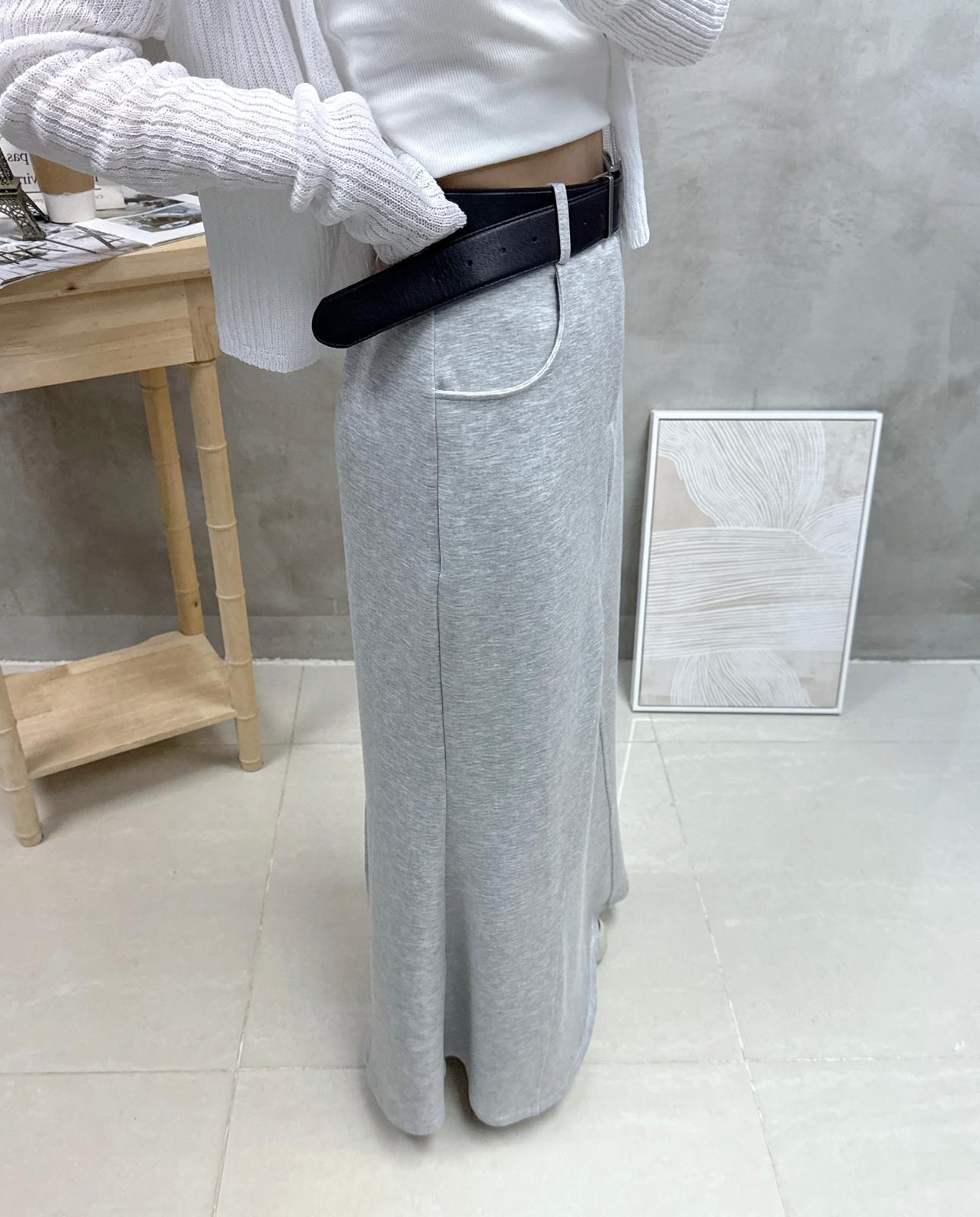 G08 暗紋短線外套