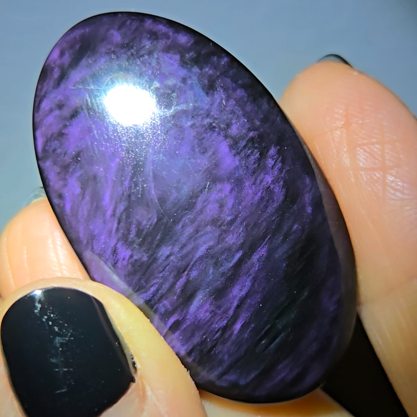 Velvet obsidian cabochon from Mexico - OB14
