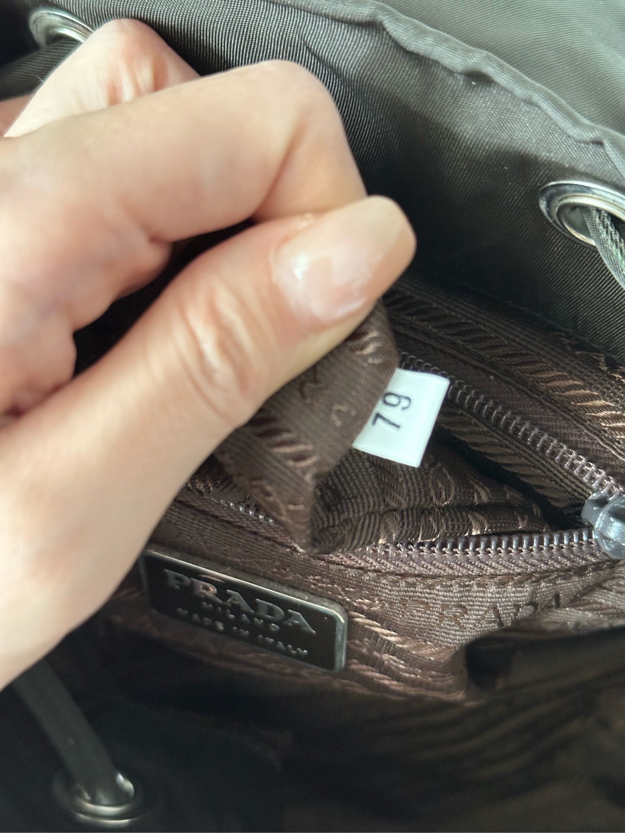 【預訂貨品】Prada降落傘黑茶色尼龍書包