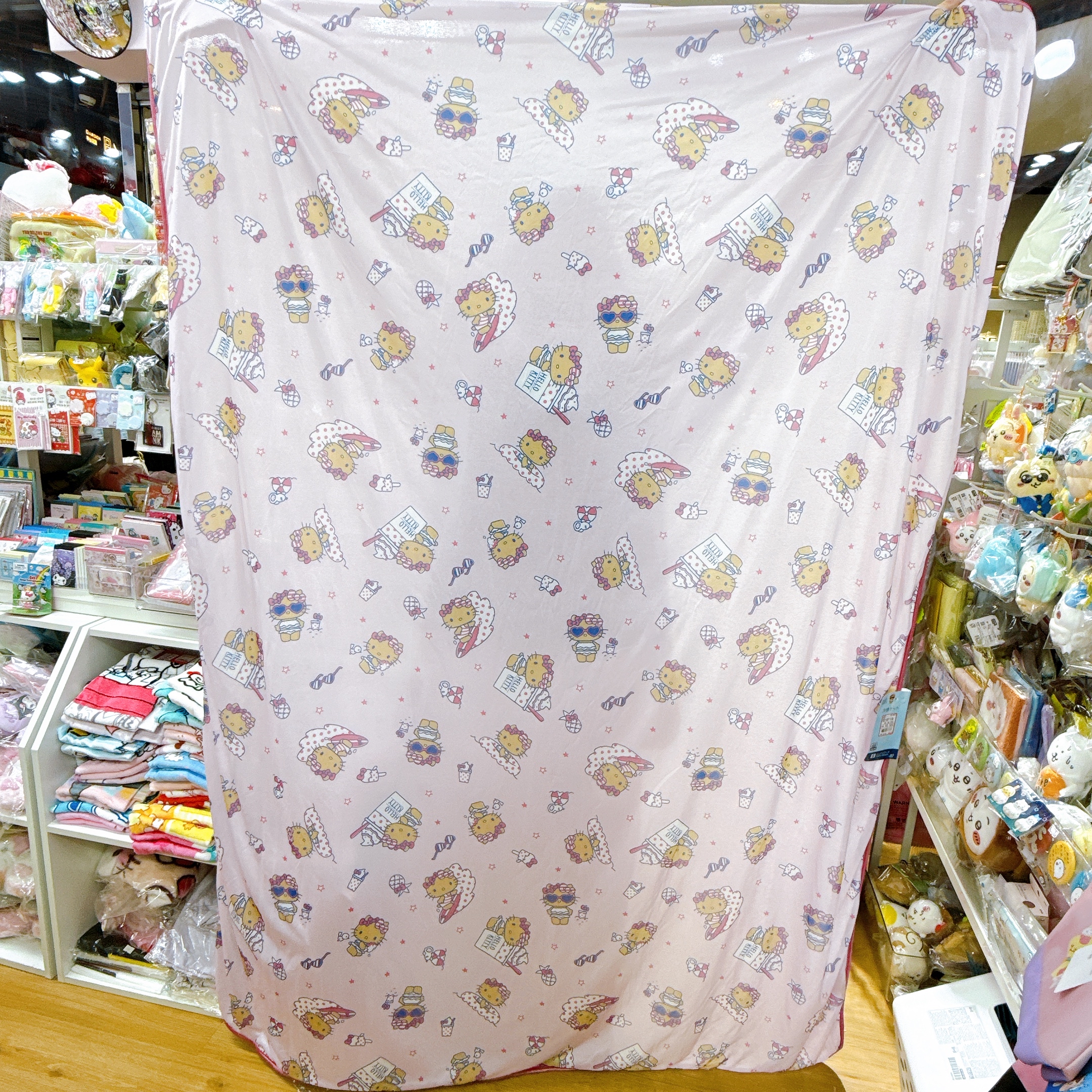 日本直送Hello Kitty冷感皮190 x 140 cm