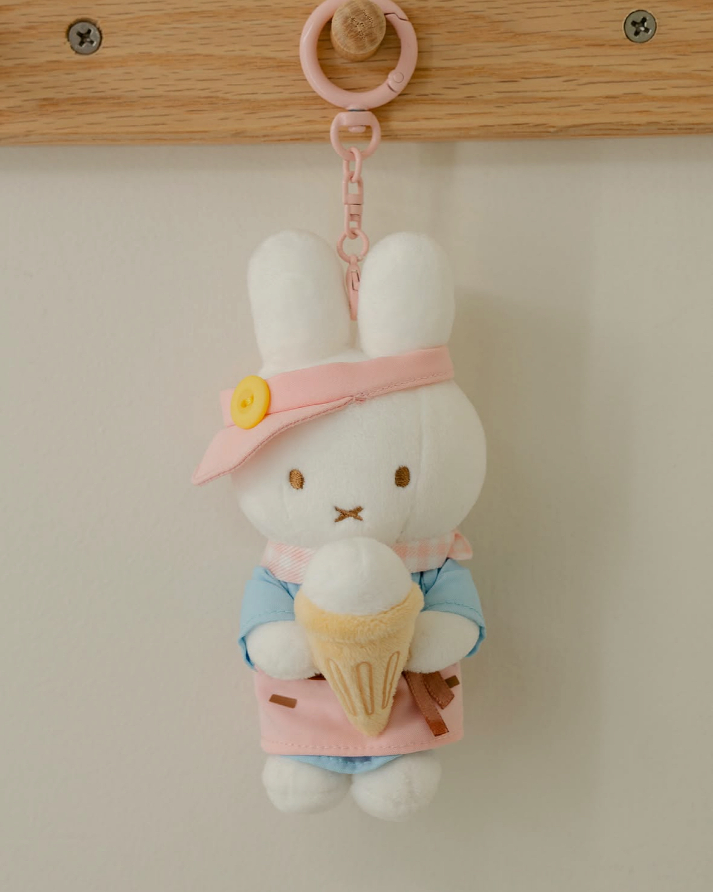 Miffy Mellow Keyring & Screen Buddy