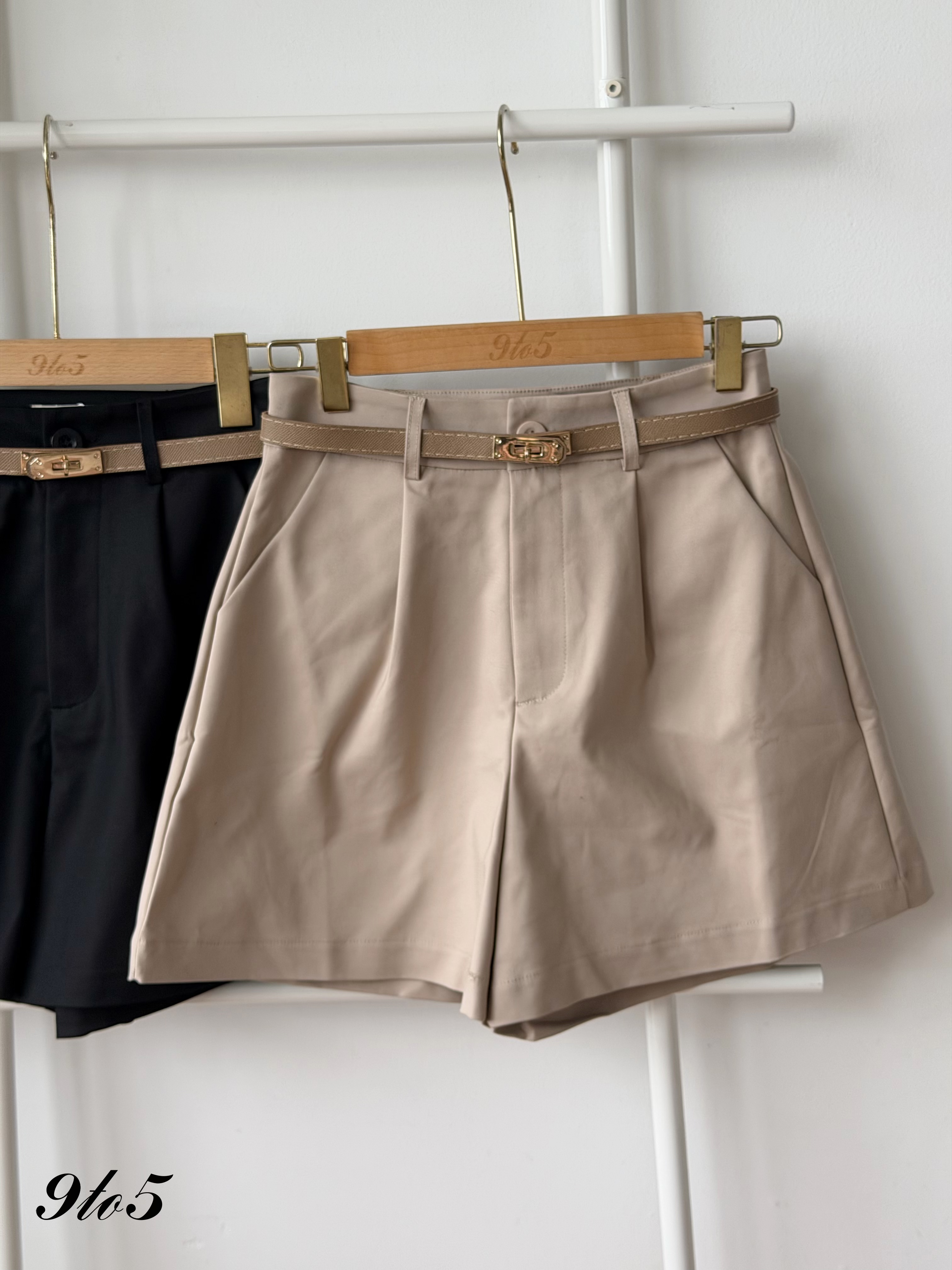 S2015 A Line Short Pants - Black & Khaki