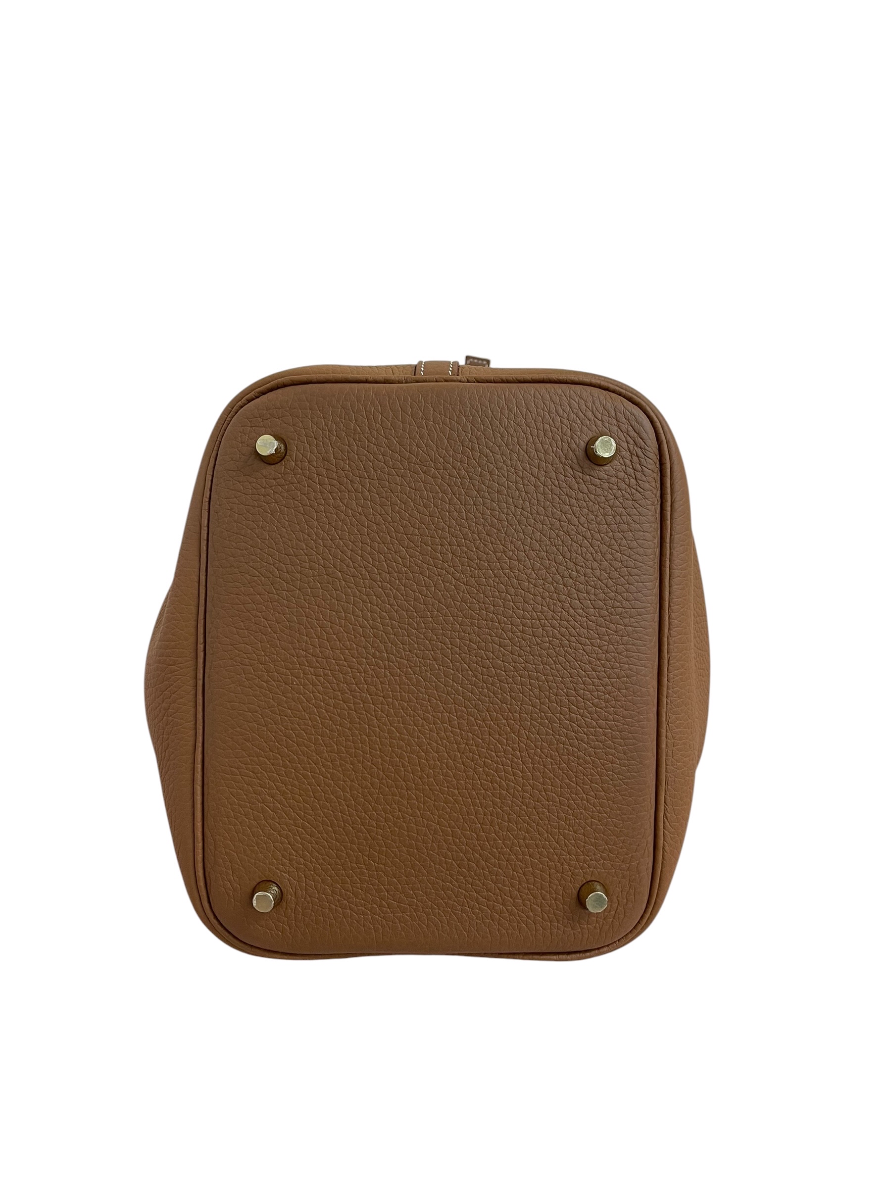 Pre-owned Hermes P22 / Stamp W / Product Code: 063009