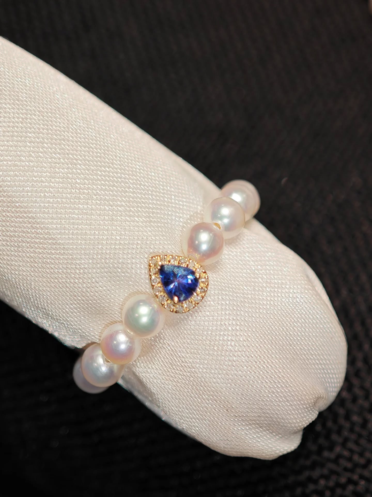 天然水滴皇家藍寶石珍珠彈性戒指 一枚 20分左右