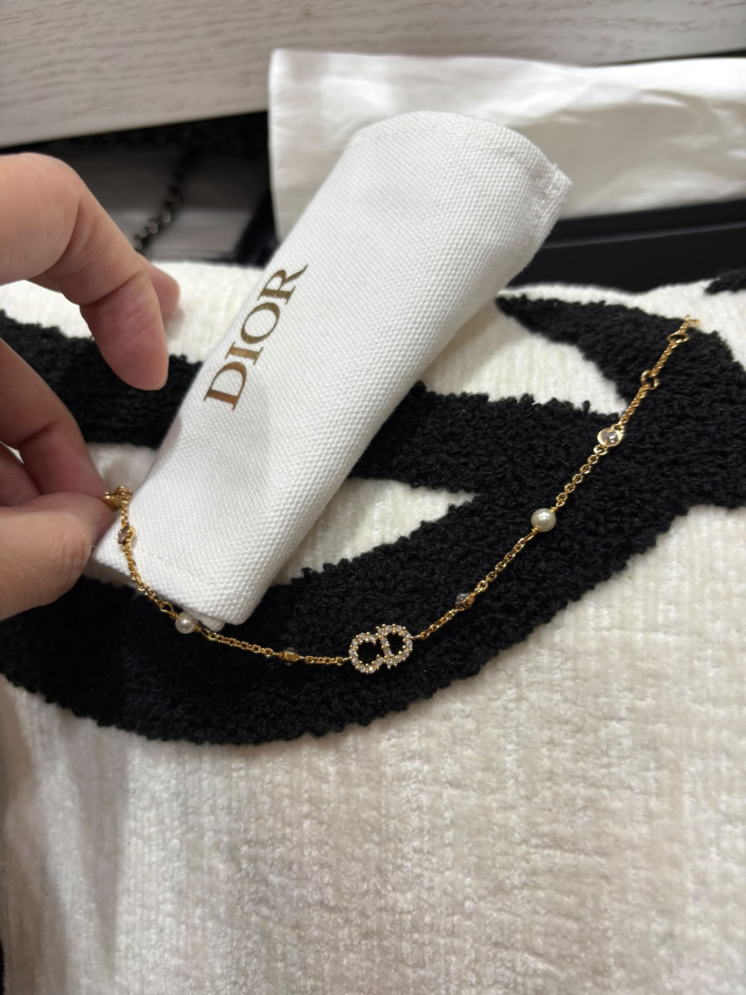 未使用品 Dior Petit CD Bracelet Gold-Finish Metal and Crystals 100%Authentic,unused 未使用品 ✅dust bag 