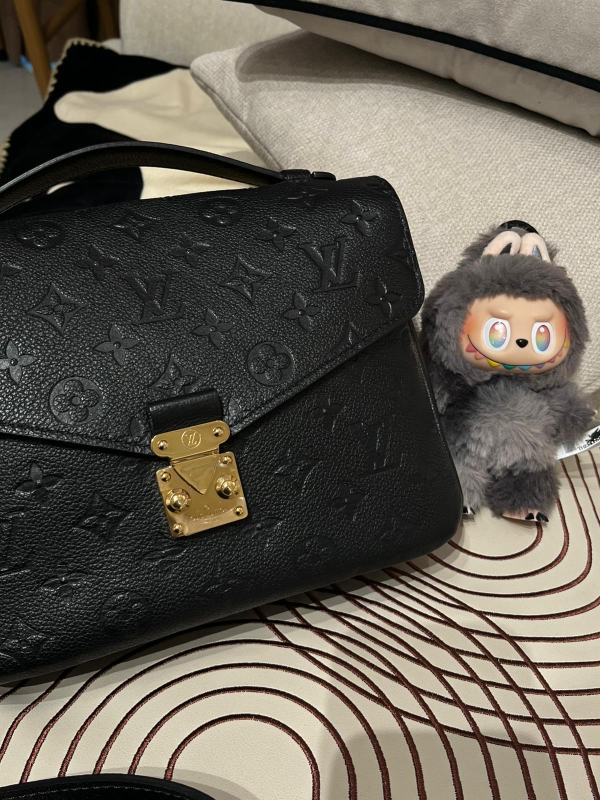 Lv Metis pochette crossbody bag 100%Authentic,98%new  ✅dust bag✅box