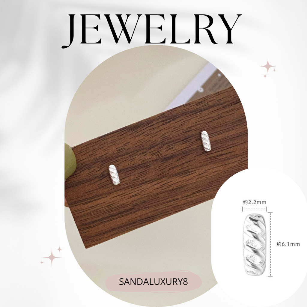 Bread Design Silver stud earrings