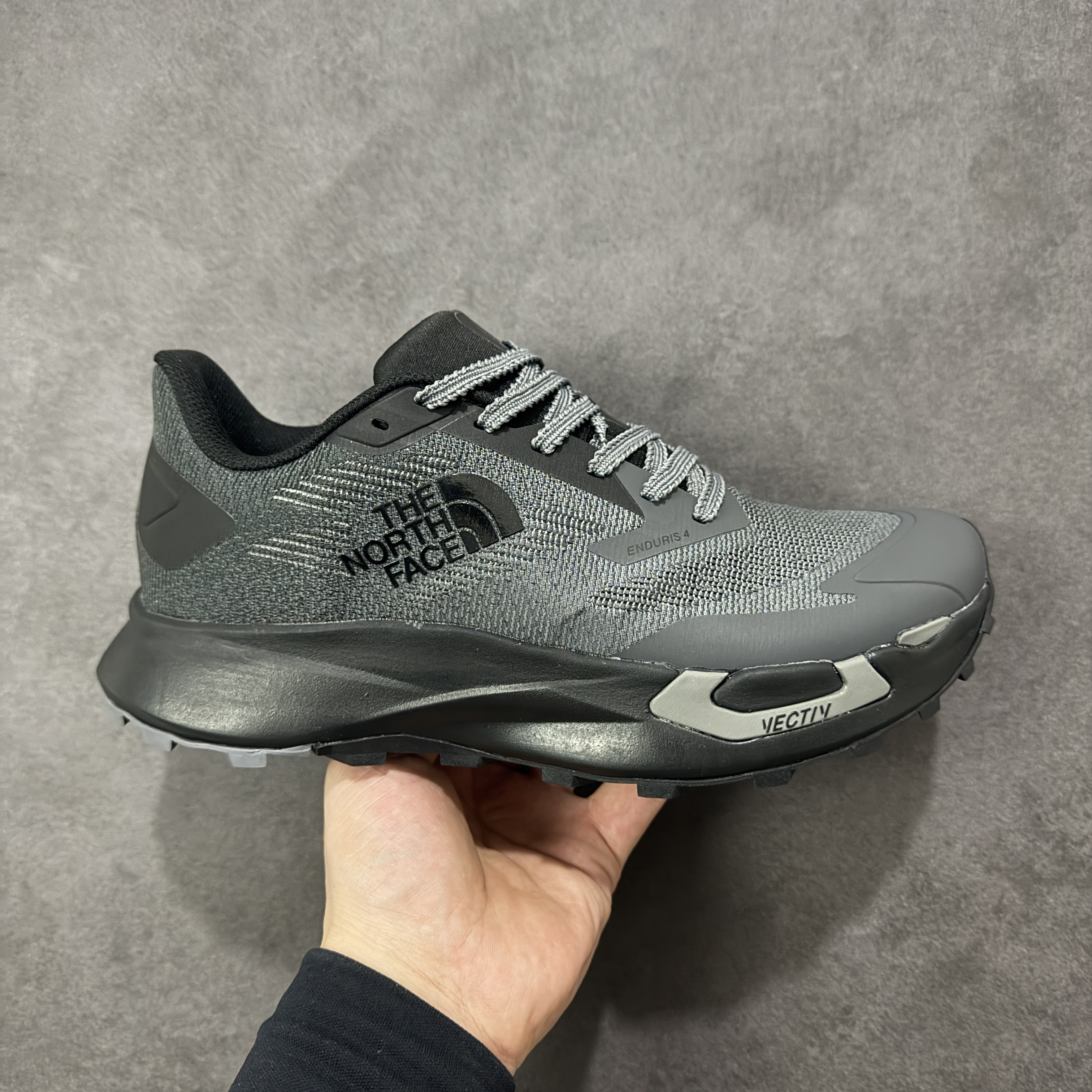 The North Face VECTIV Enduris 4