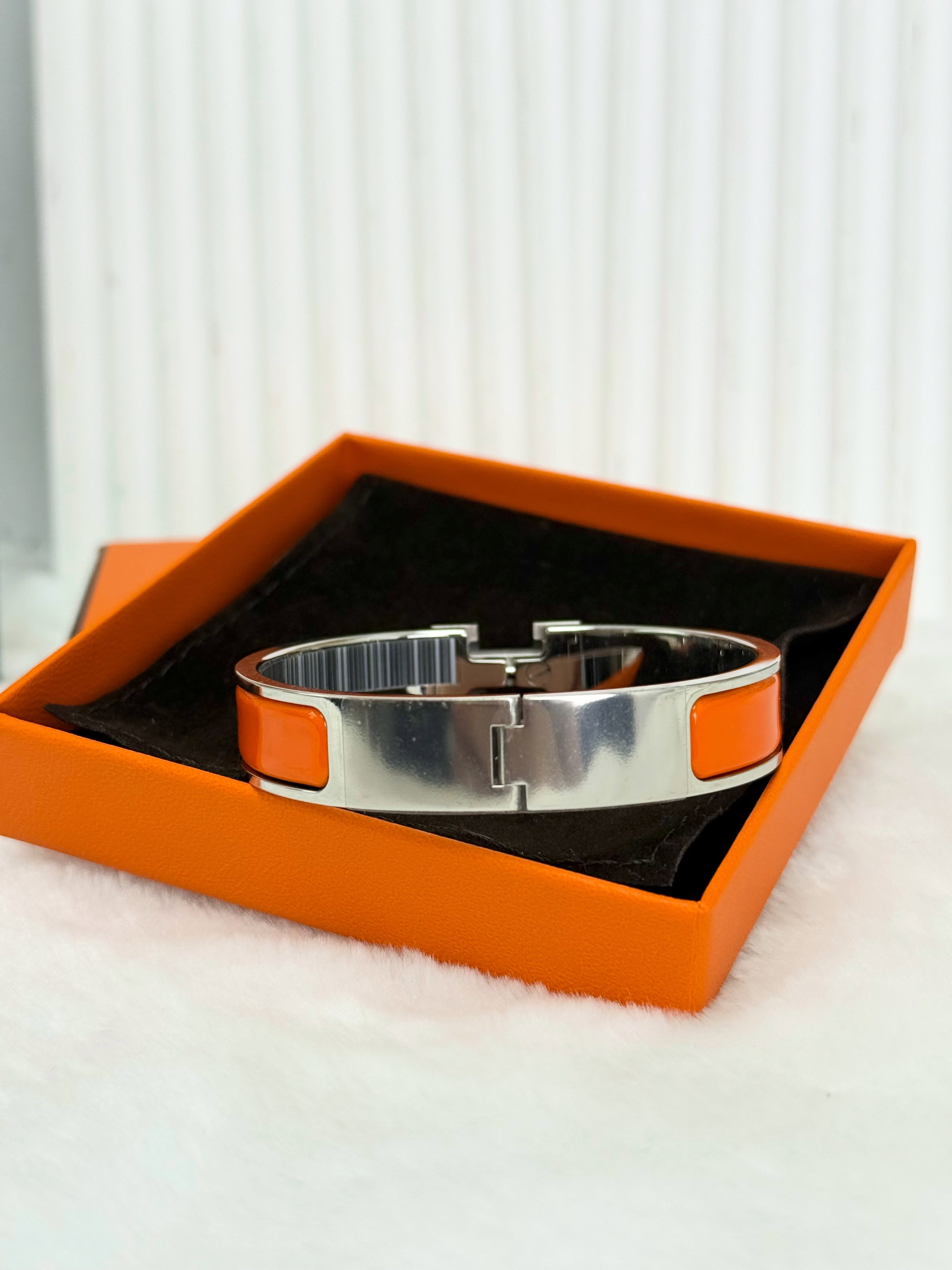 Hermes 💥未使用品❣️銀色橙色H手鈪 有盒有塵袋🧡 