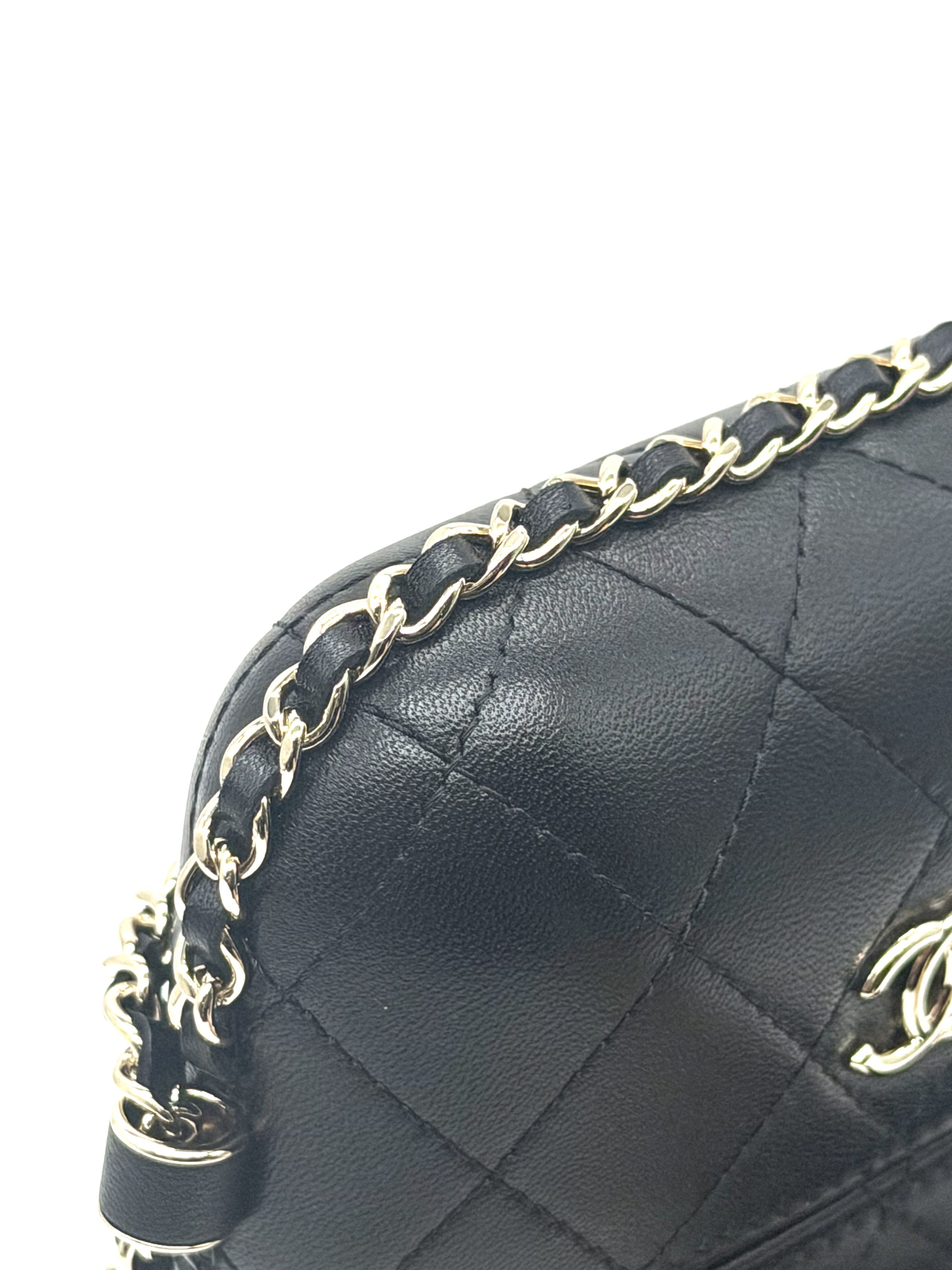 Pre-Owned CHANEL Chain Around Phone Holder / Product Code: 26042202