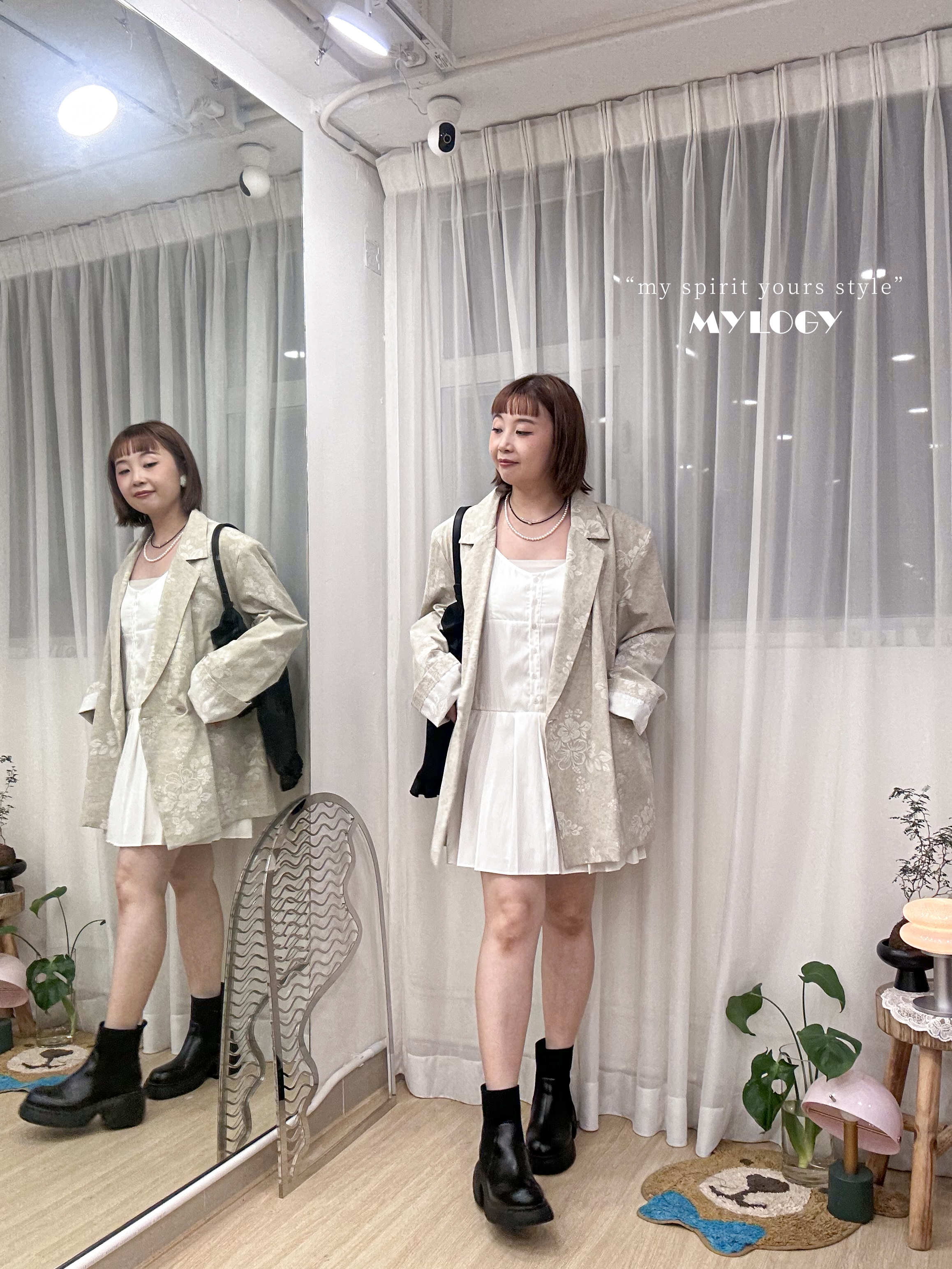 韓系街頭學園風～吊帶排釦百摺背心連身裙 TE0001 - 白色 White