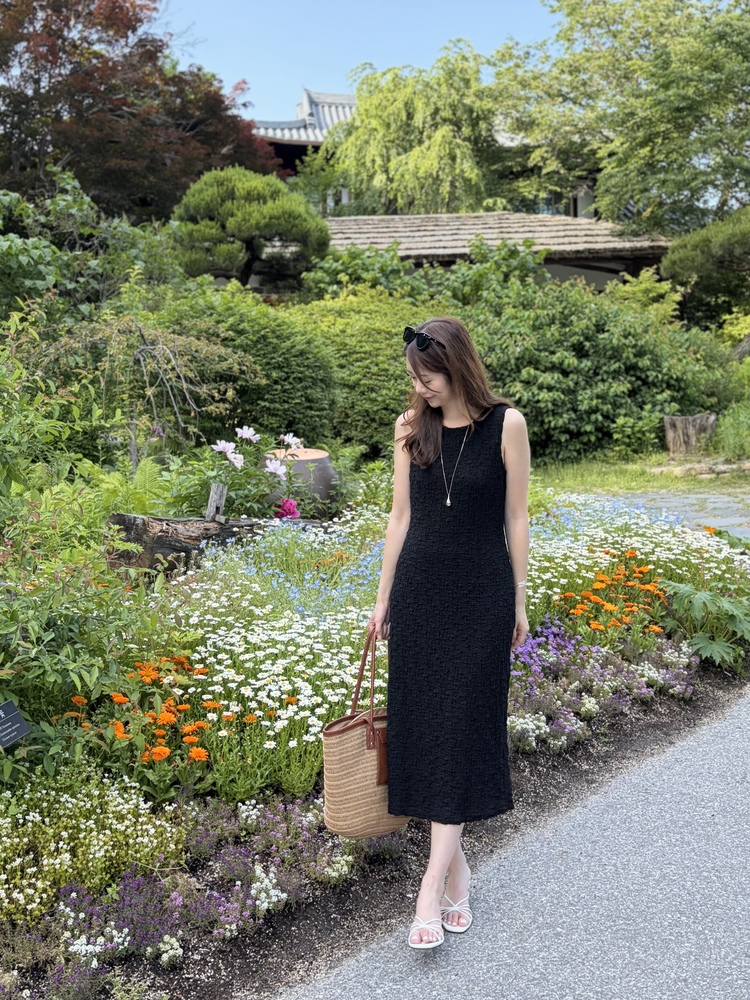 Ruched Slim Dress (Black)