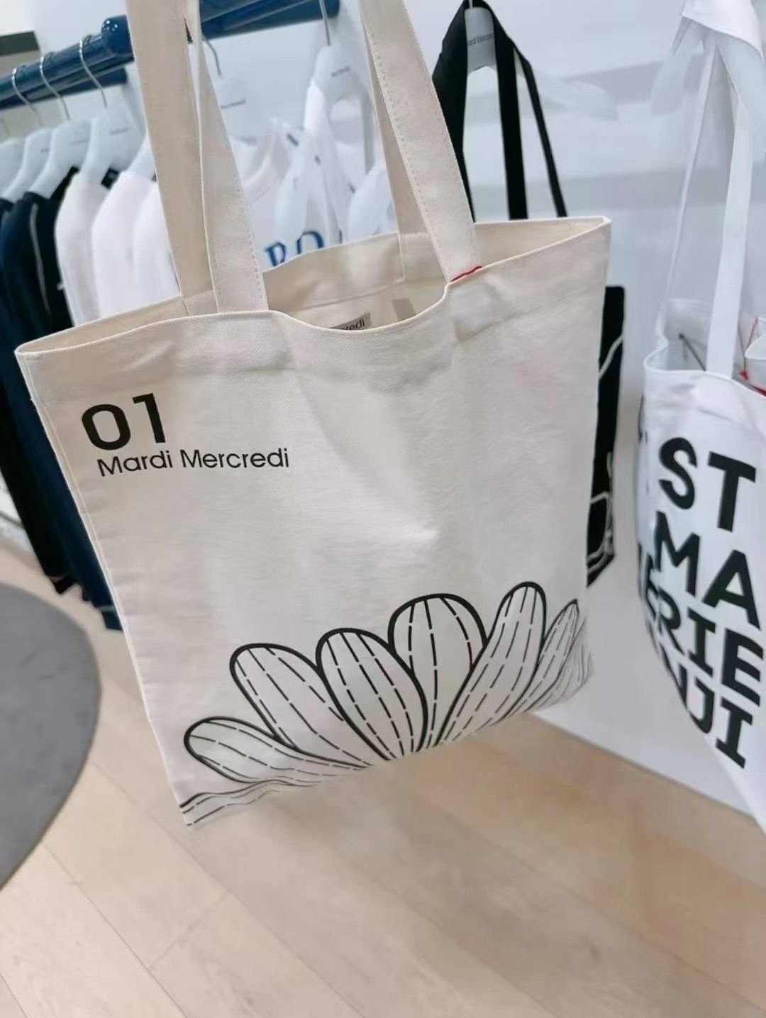 🇰🇷Mardi Mercredi CANVAS BAG FLOWER 香港現貨