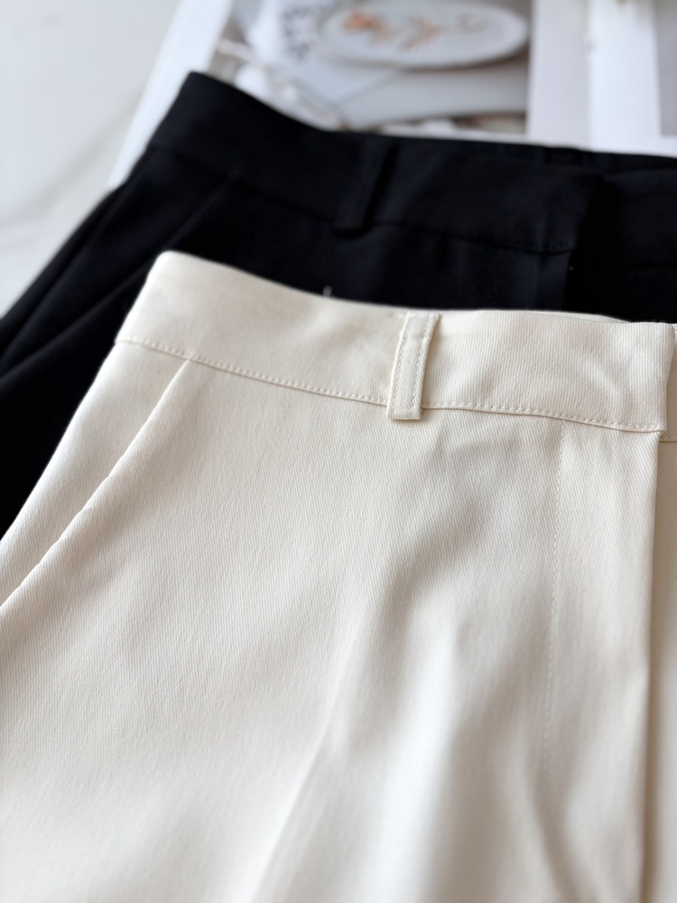 Minimal Tapered Ankle Pants (Ivory)