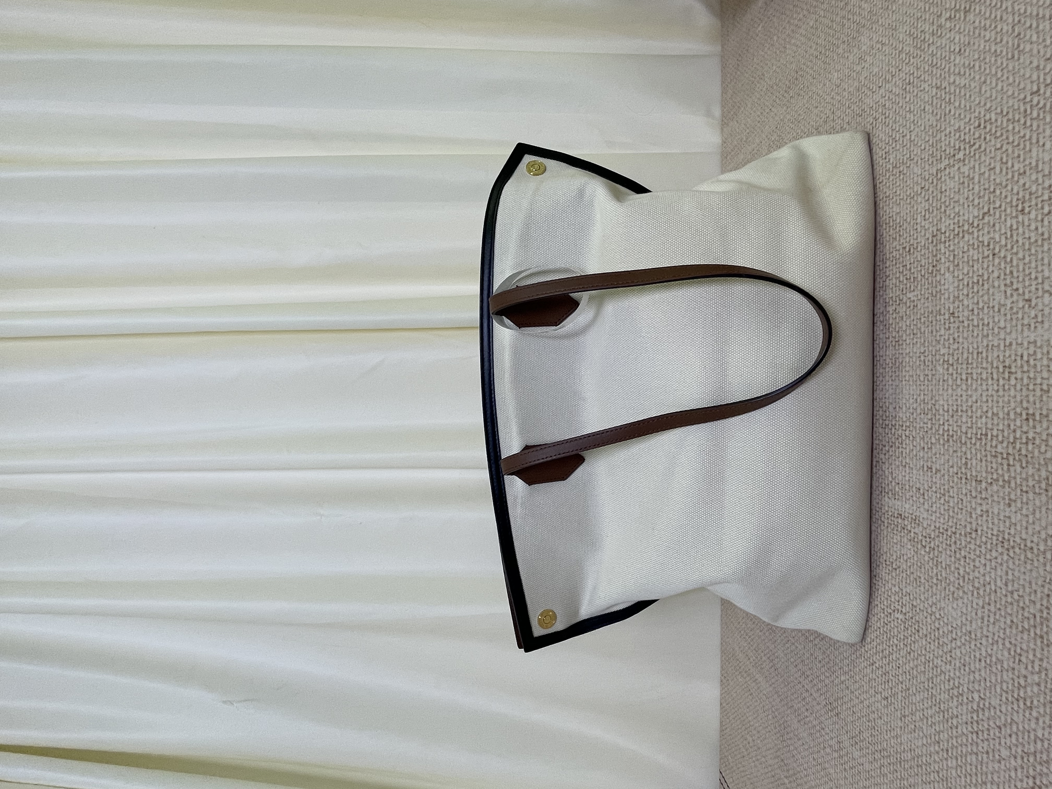 Pre-owned Burberry Tote Bag/ Product Code: 26030707