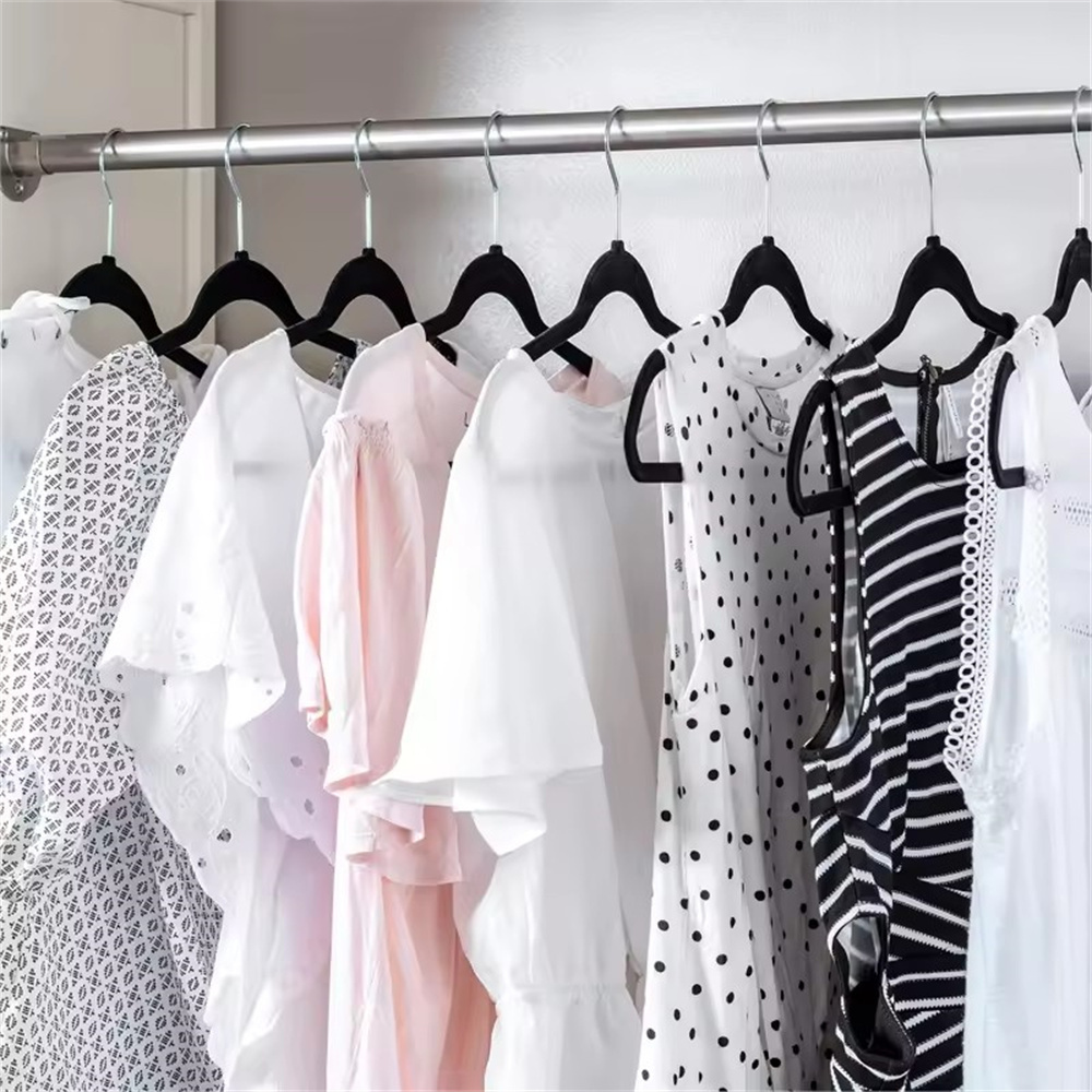 10x 兒童植絨衣架 30*20.5cm 黑色 UB0238