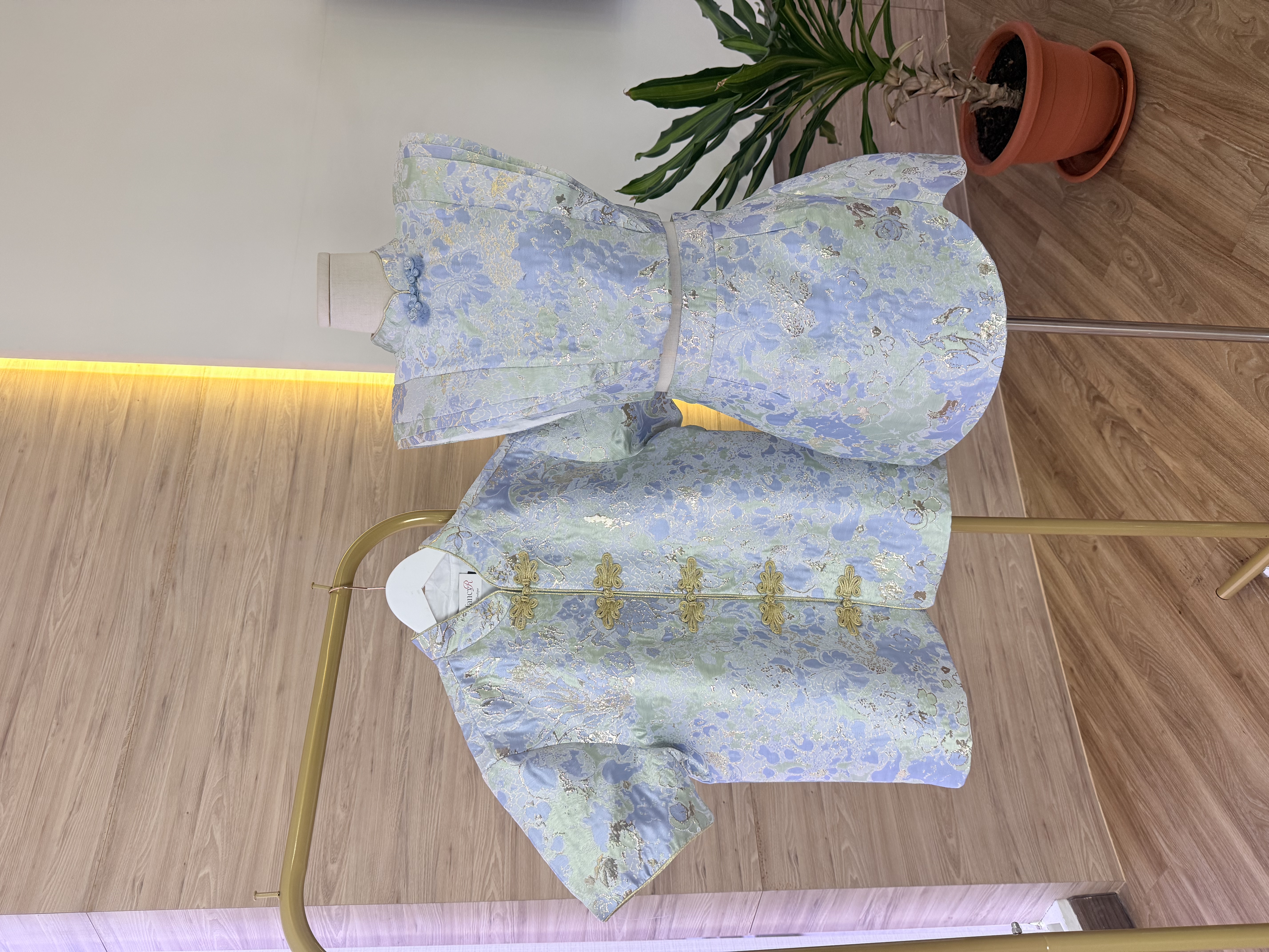 Reagan Oriental Set Wear (Woman)