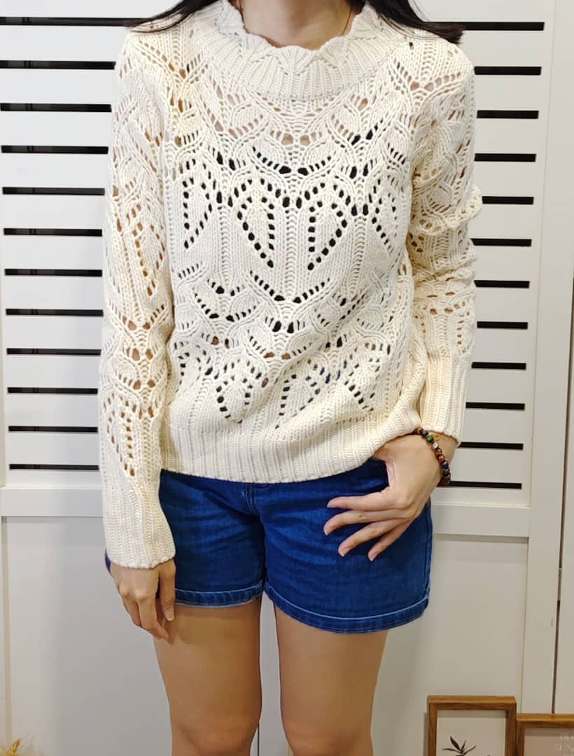 S352 Hollow Kintted Sweater 