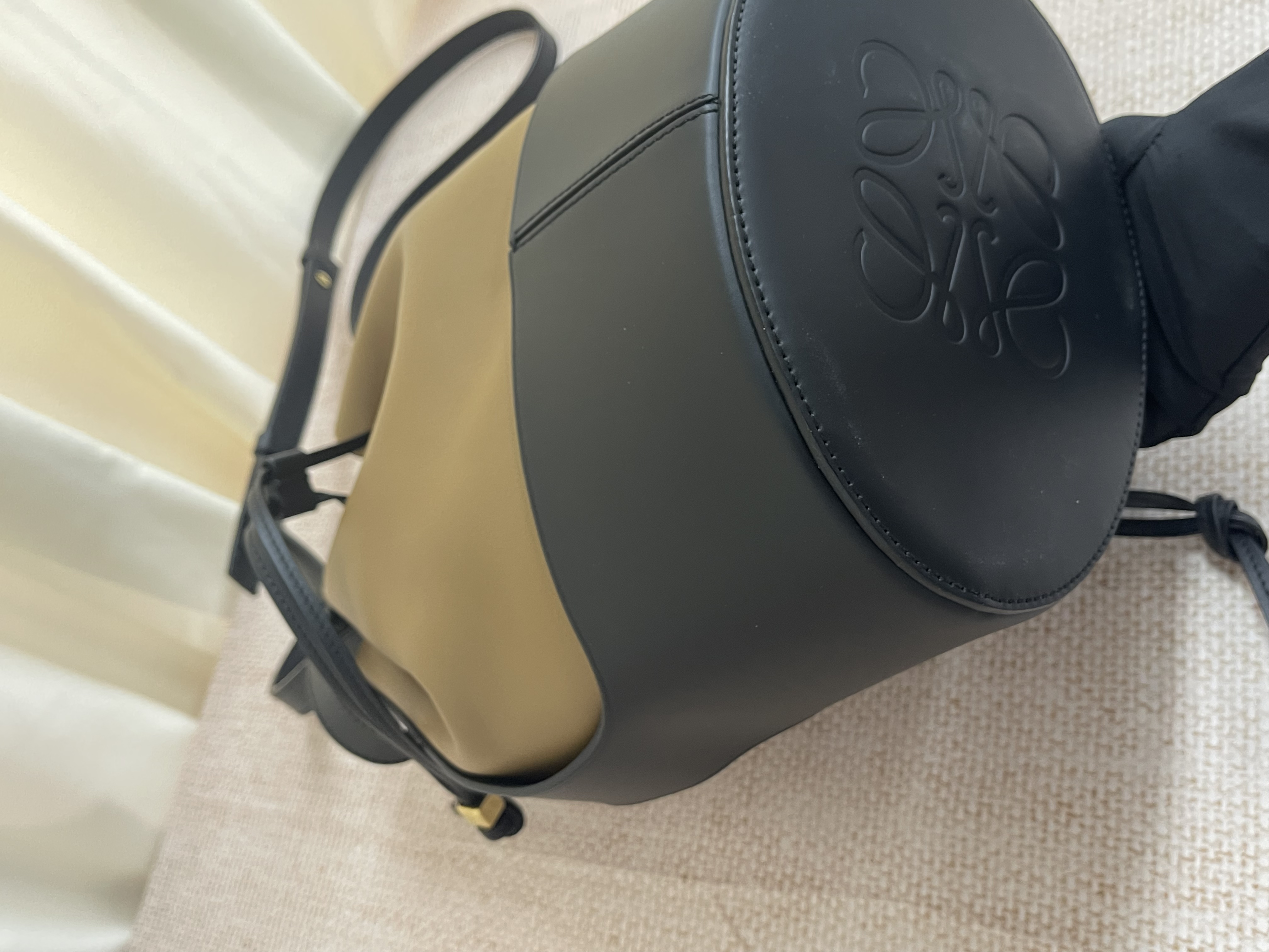 Pre-owned Loewe Balloon Bag/ Product Code: 26022801