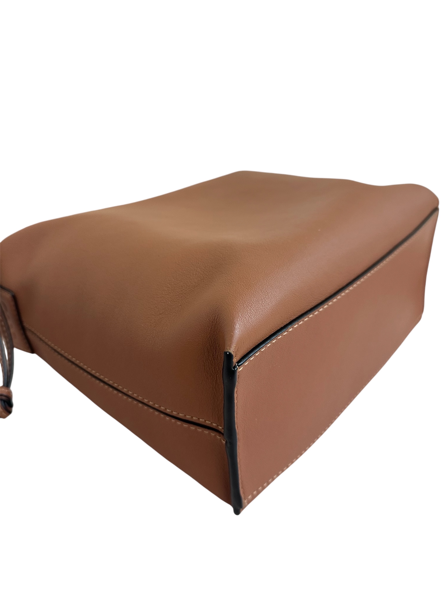 Pre-owned Loewe Cubi Crossbody Bag / Product Code: 26060903