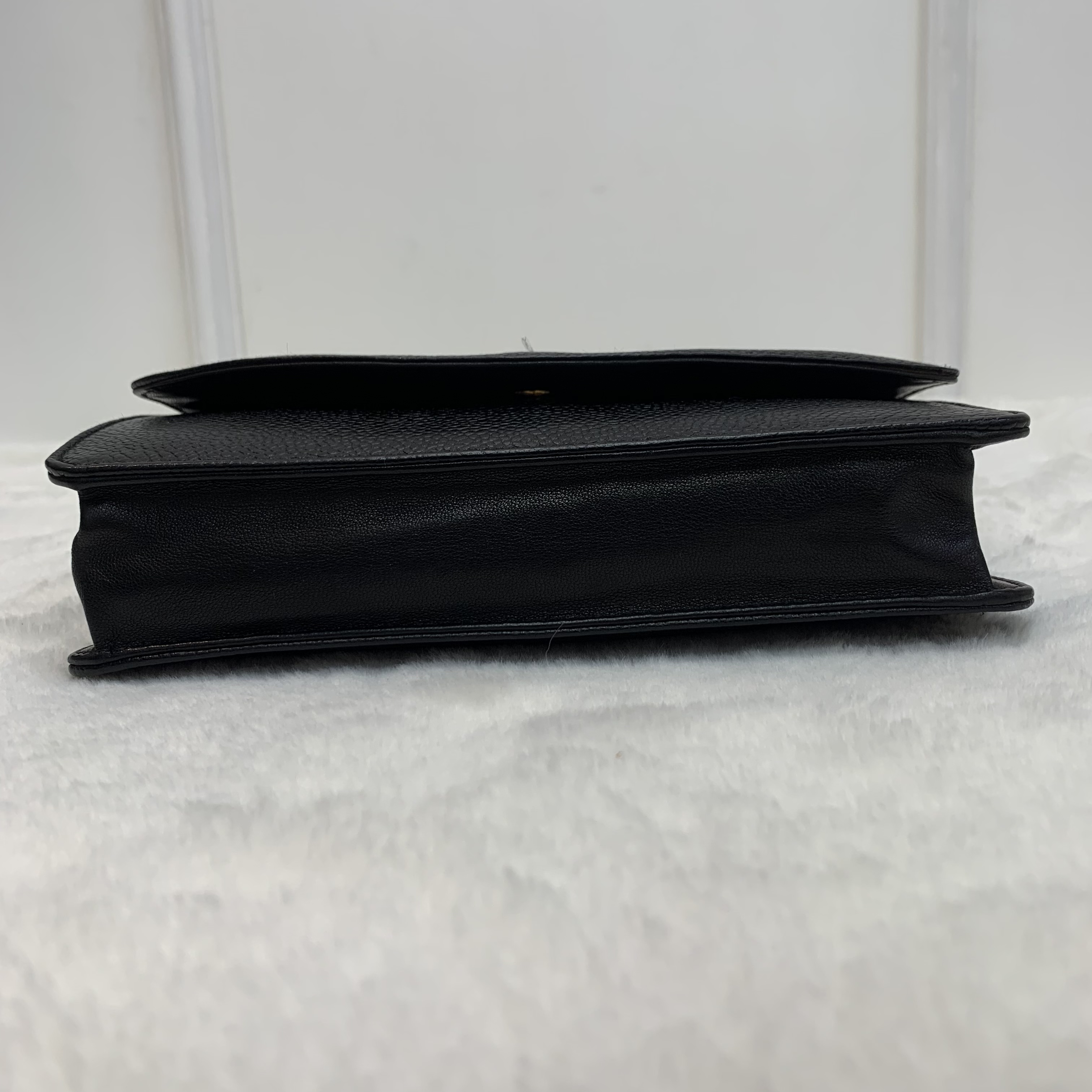 Chanel 黑色魚子醬牛皮woc