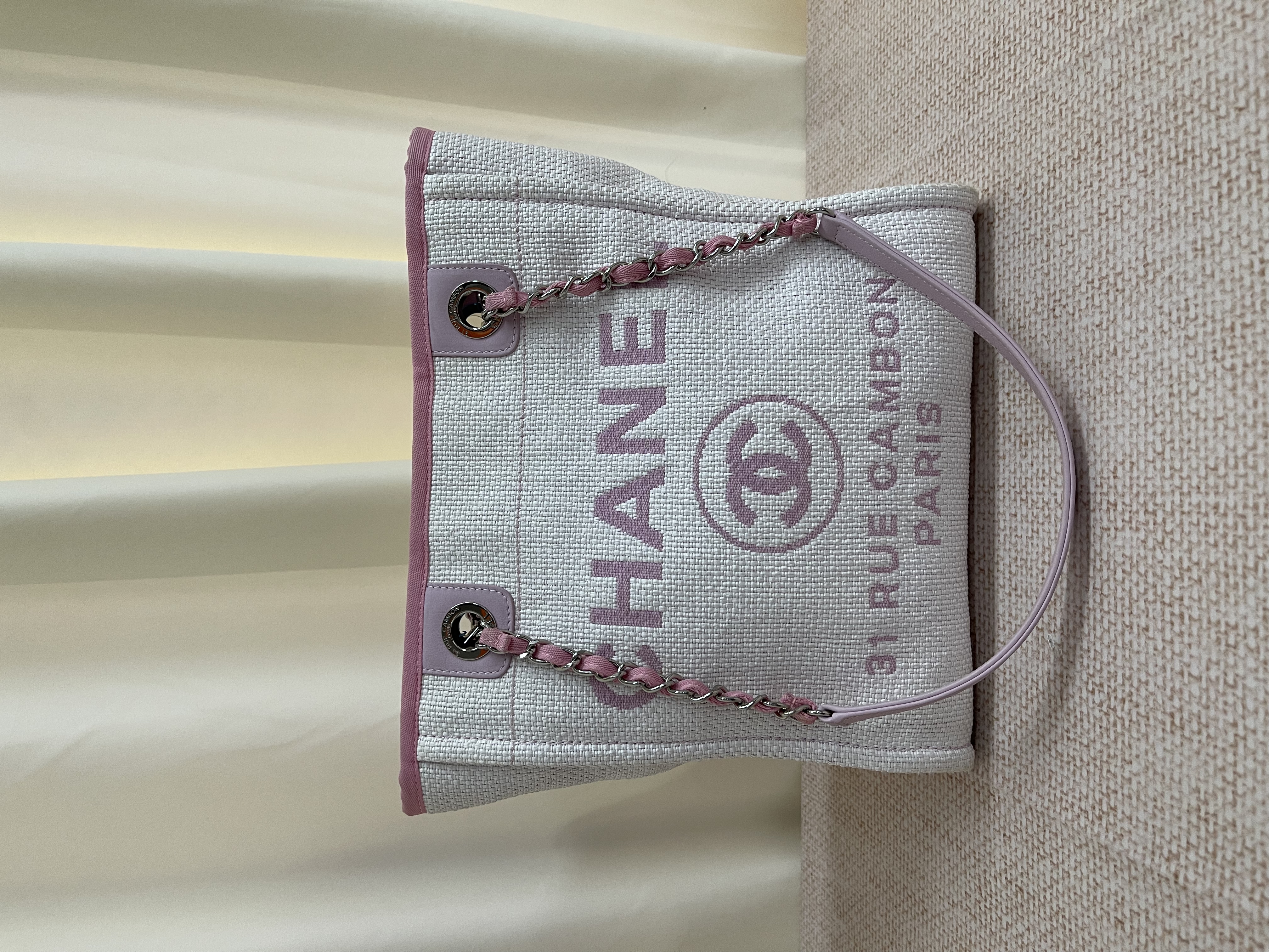 Pre-owned Chanel Deauville Tote/ Product Code: 26030107