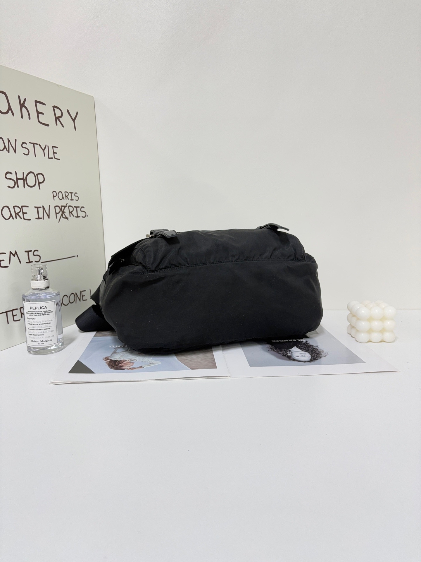 【預訂貨品】prada黑色尼龍郵差包