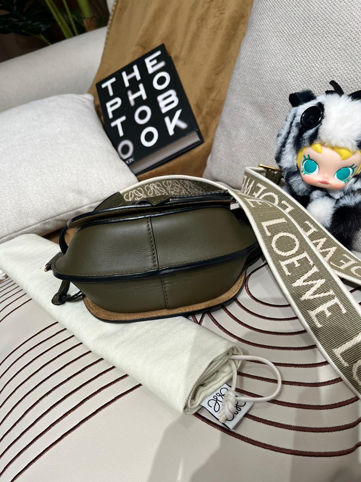 Loewe Gate Mini Calfskin Crossbody Bag 100%Authentic, 95%New ✅Dust bag