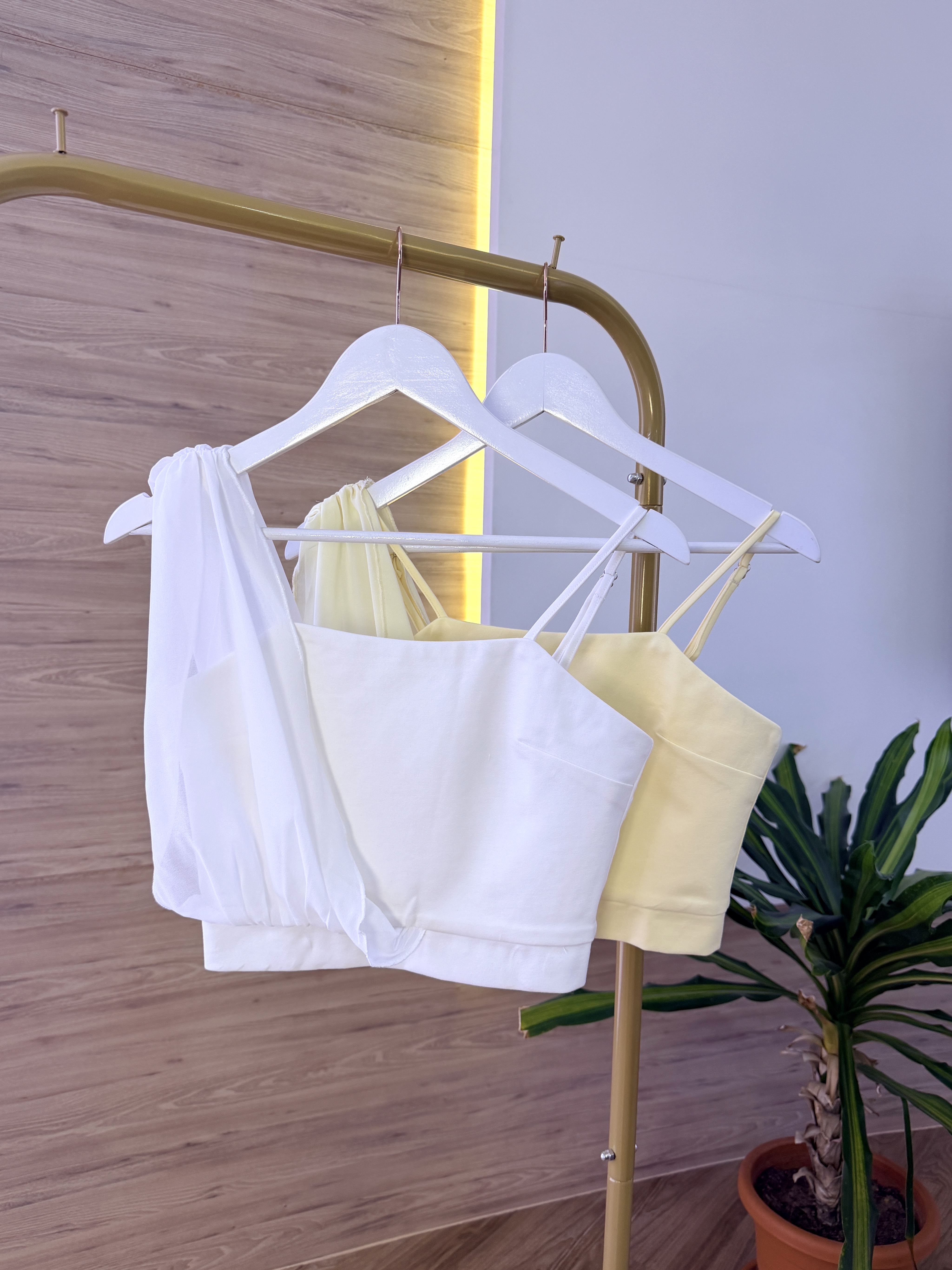 Xenia Top
