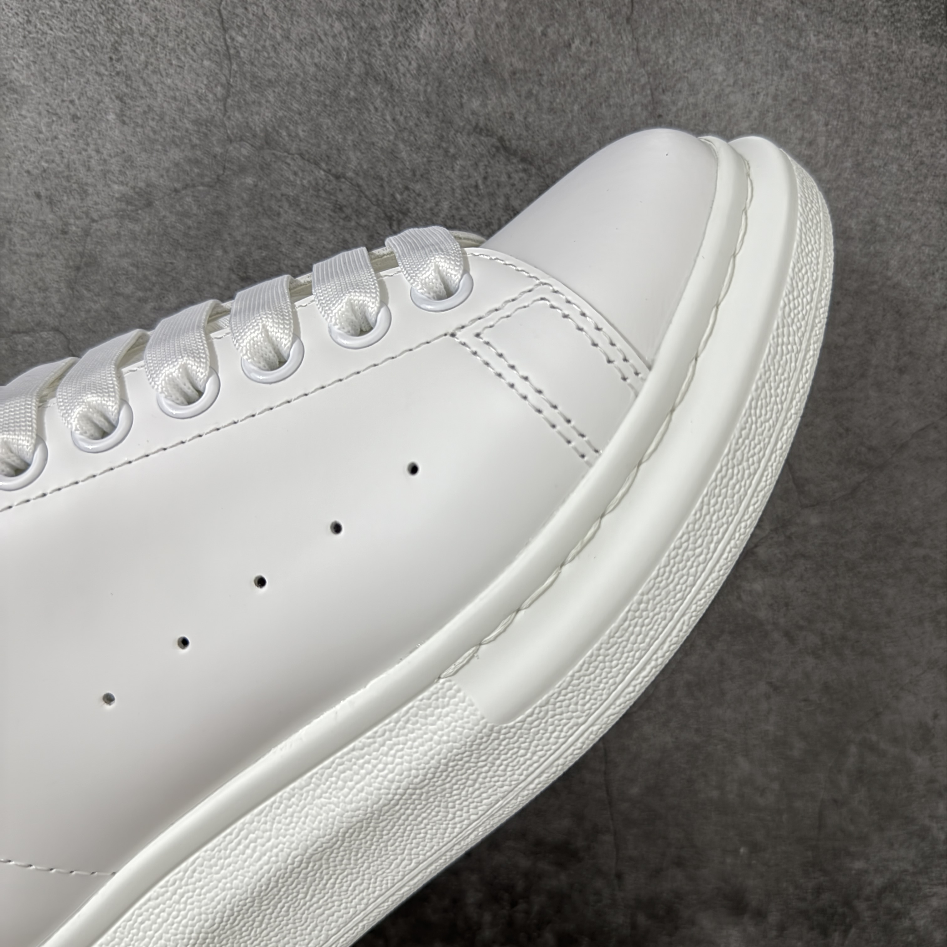 Alexander McQueen Oversized Sneaker