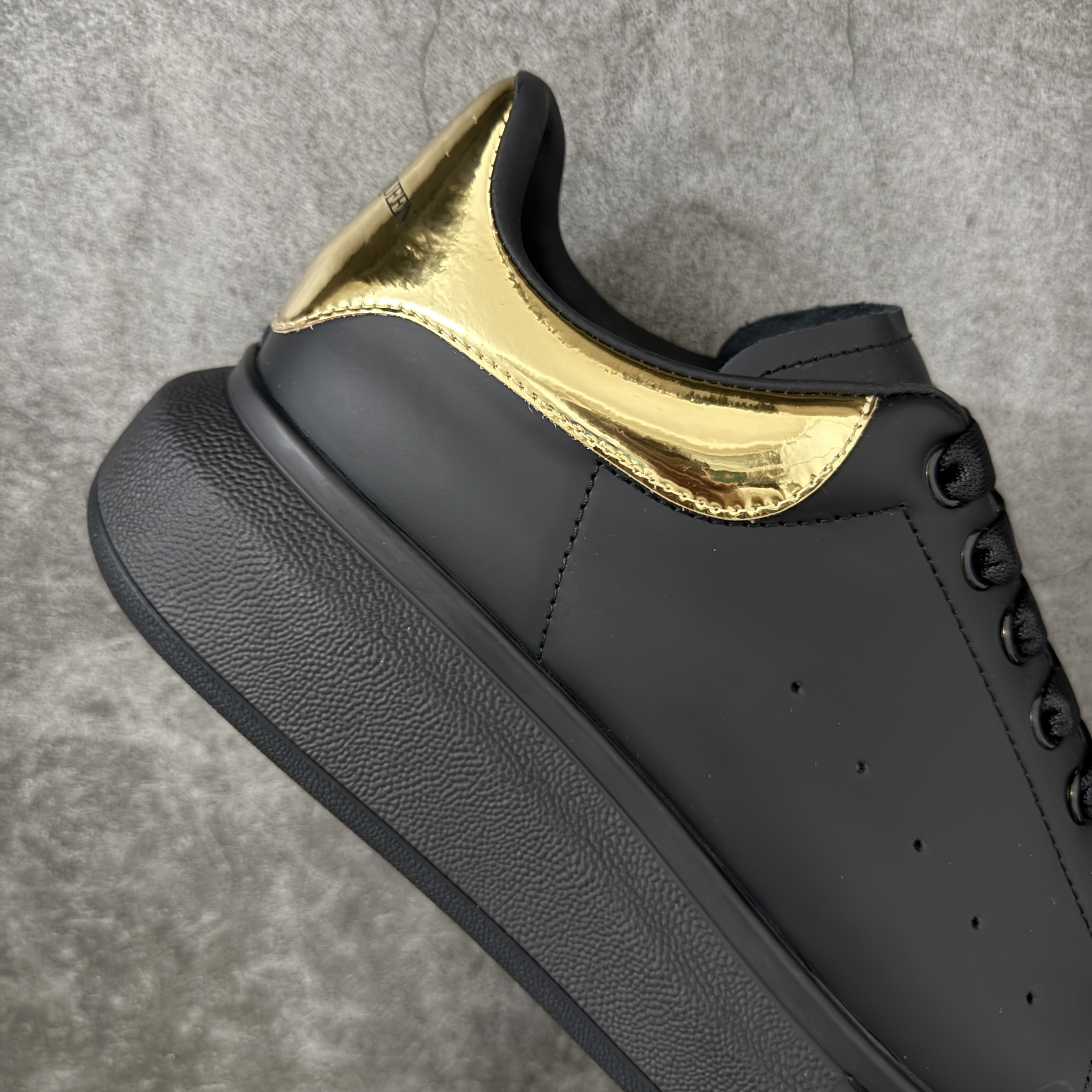 Alexander McQueen Oversized Sneaker