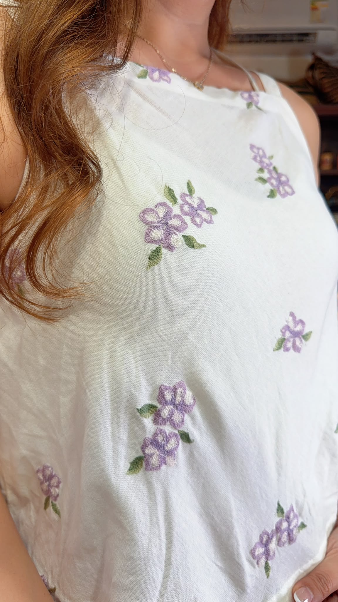 2873 White Simple Lavender Emb Top