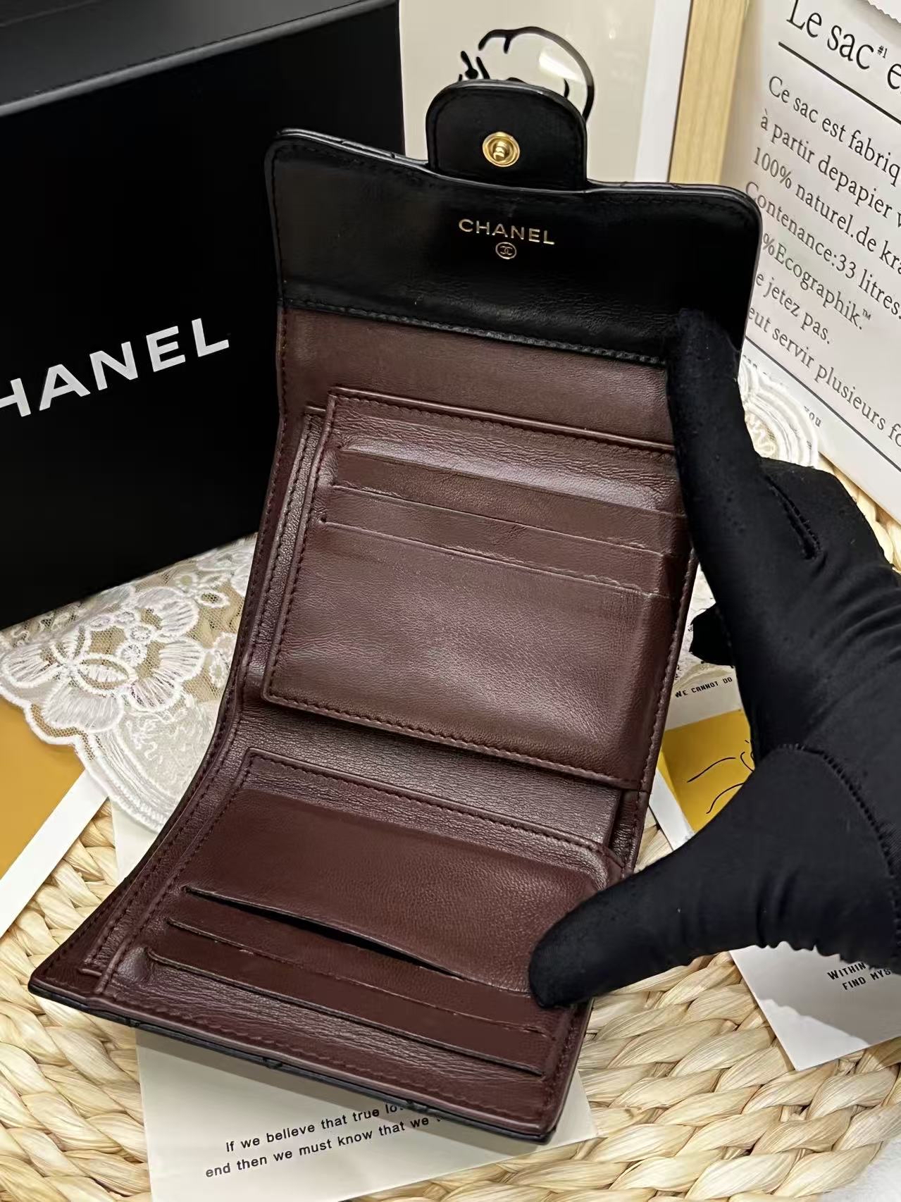 Chanel Classic Small Flap Wallet (Lambskin)