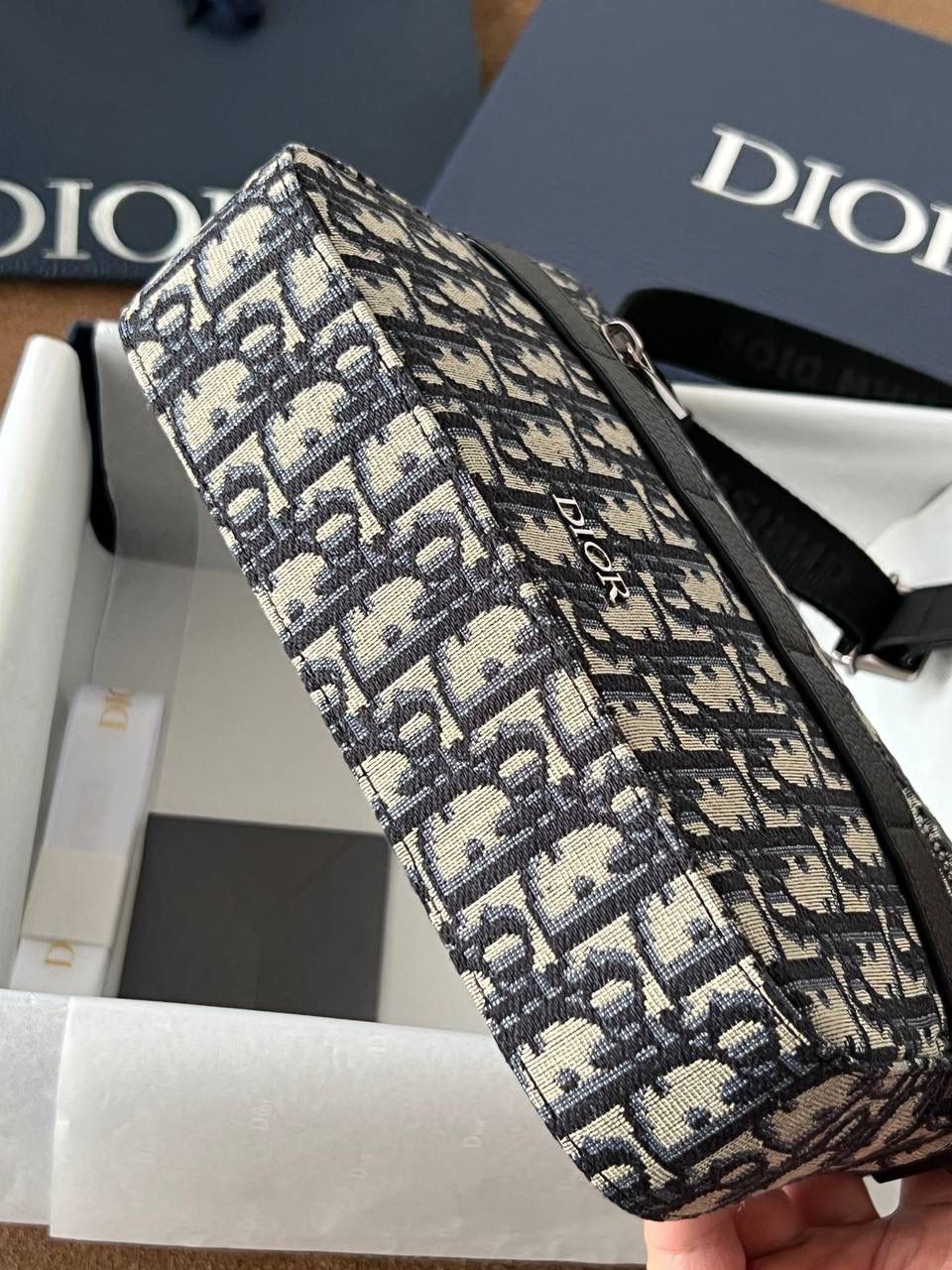 实拍 ❤️ Safari 信使包(附肩带) 米色和黑色 Oblique 印花💼