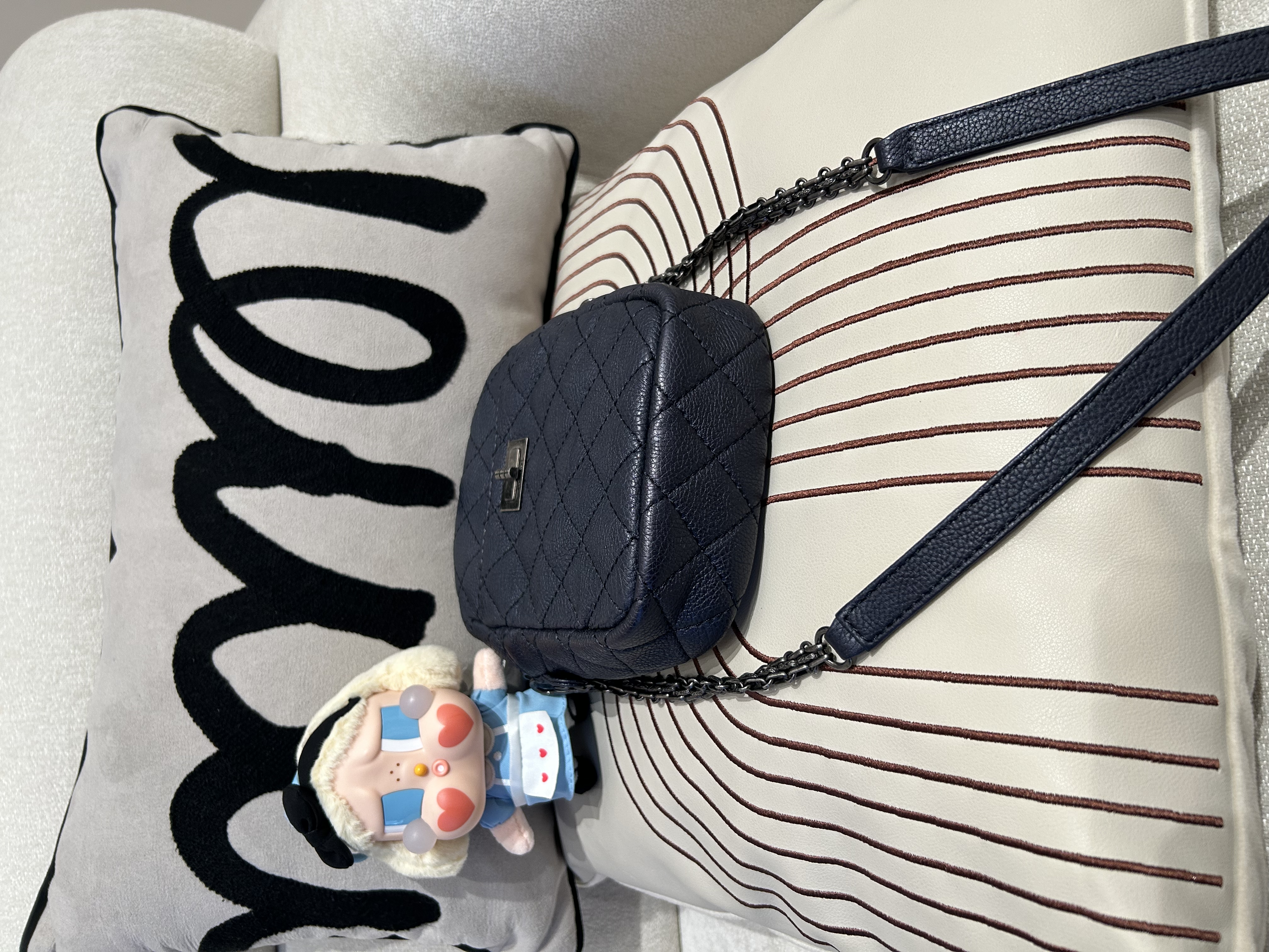 CHANEL 2.55 CROSSBODY BAG 牛皮 100%Authentic,95%new ✅22貼✅dust bag 