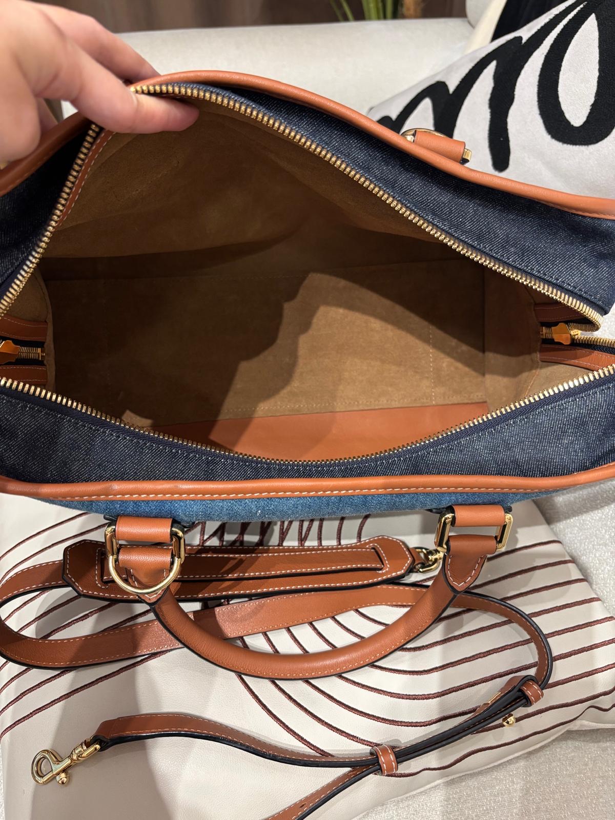 LOEWE Amazona 36 denim 2 way bag 牛仔布 100%Authentic, 98%New ✅Dust bag