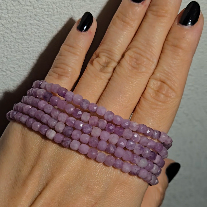 Faceted lepidolite bead bracelets - JW84