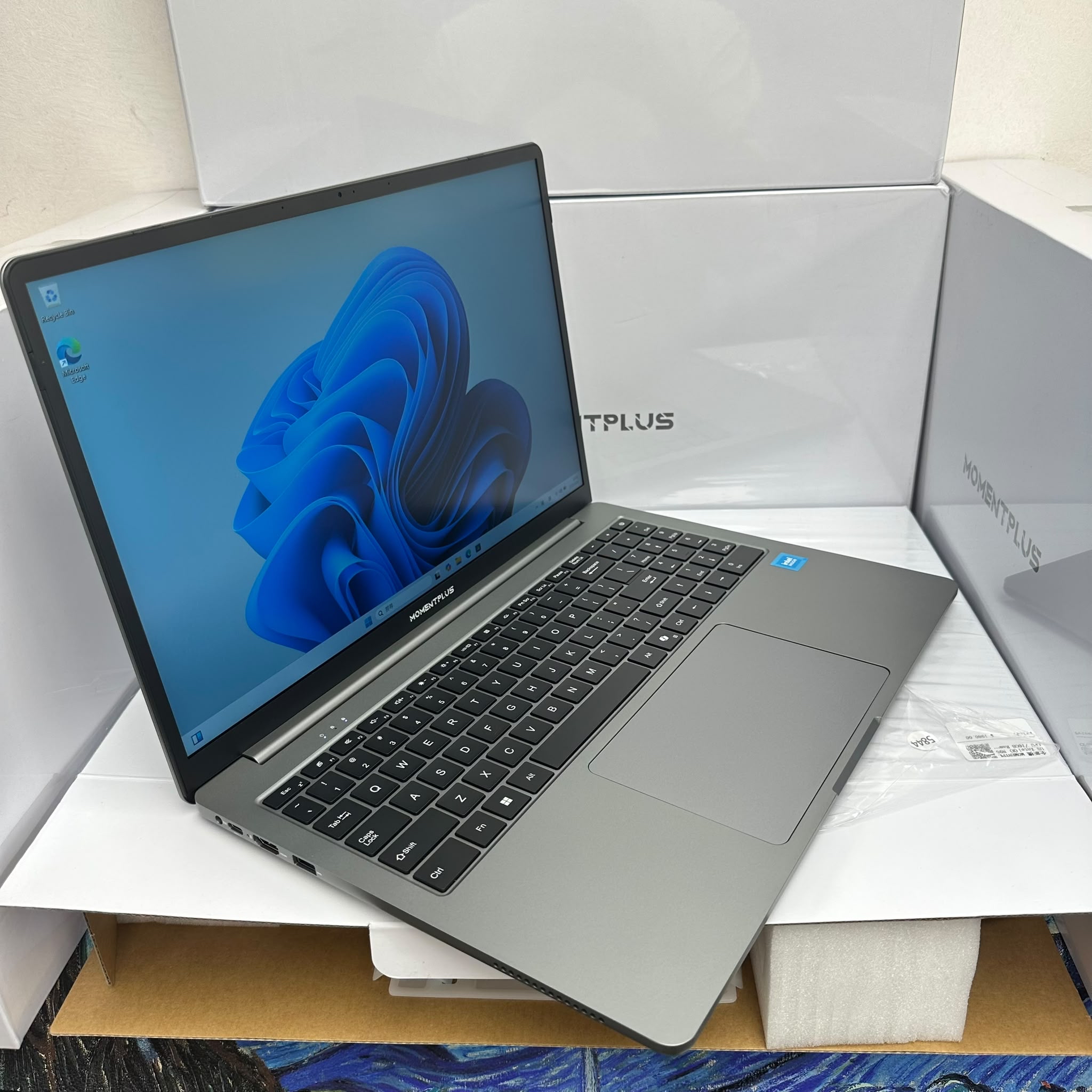 全新機 MOMENTPLUS Intel(R) N95 CPU /16GB Ram/512GB SSD/文書一流/超輕超薄/Notebook/Laptop/ 文書機/ 電影 / Movie / Netflix 