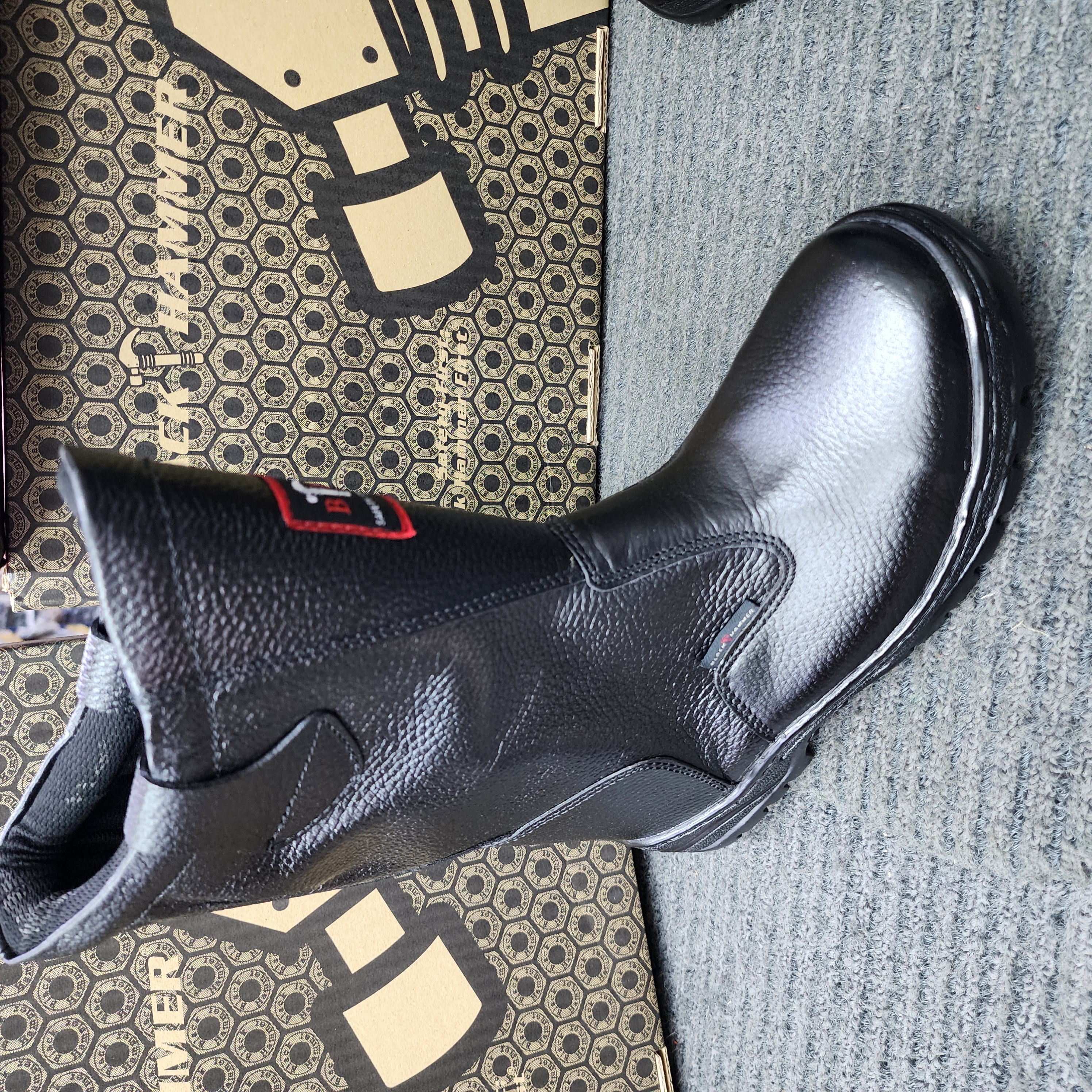 Black Hammer 2000 Series Men Safety Shoes High Cut slip on BH 2334 SIRIM DOSH Kasut Keselamatan