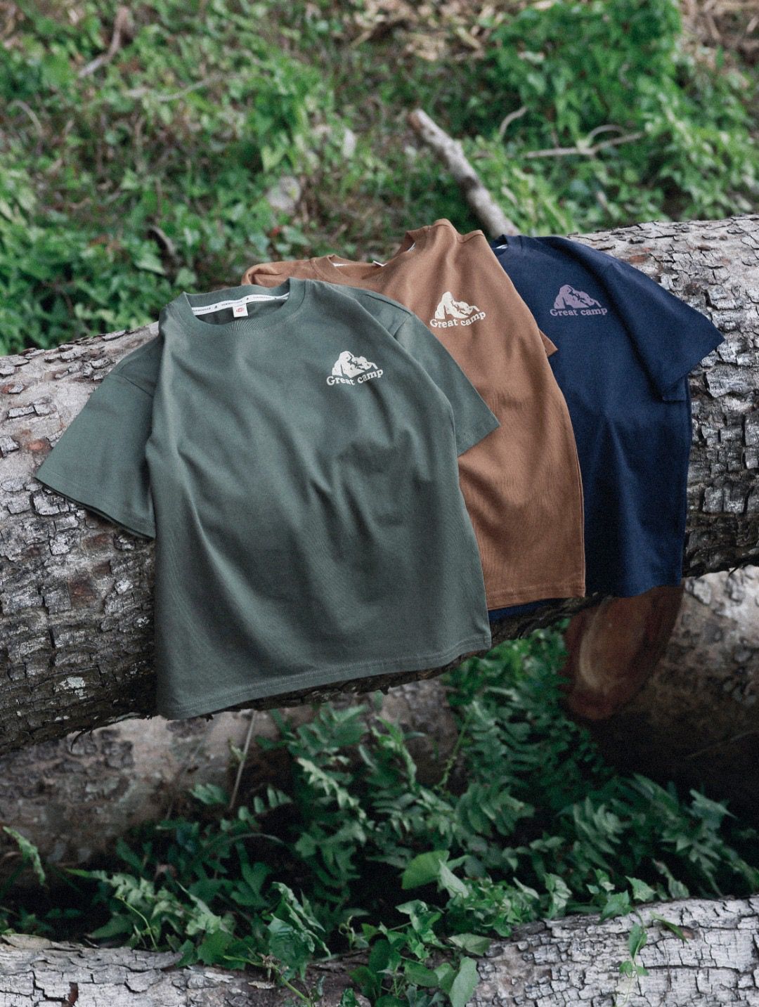 $68件。2件起$60件。山系戶外印花短袖