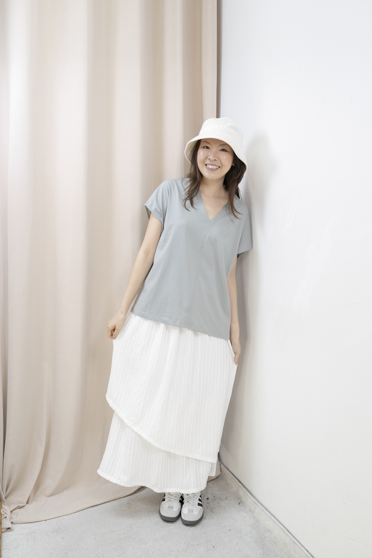 V領柔滑Top(水藍色）