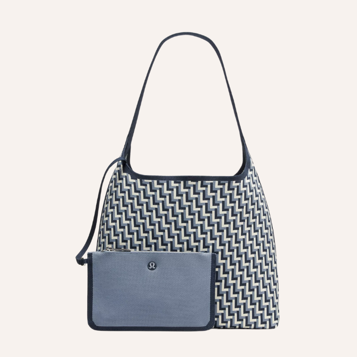 Lululemon Shoulder Bag12L  (限時優惠）