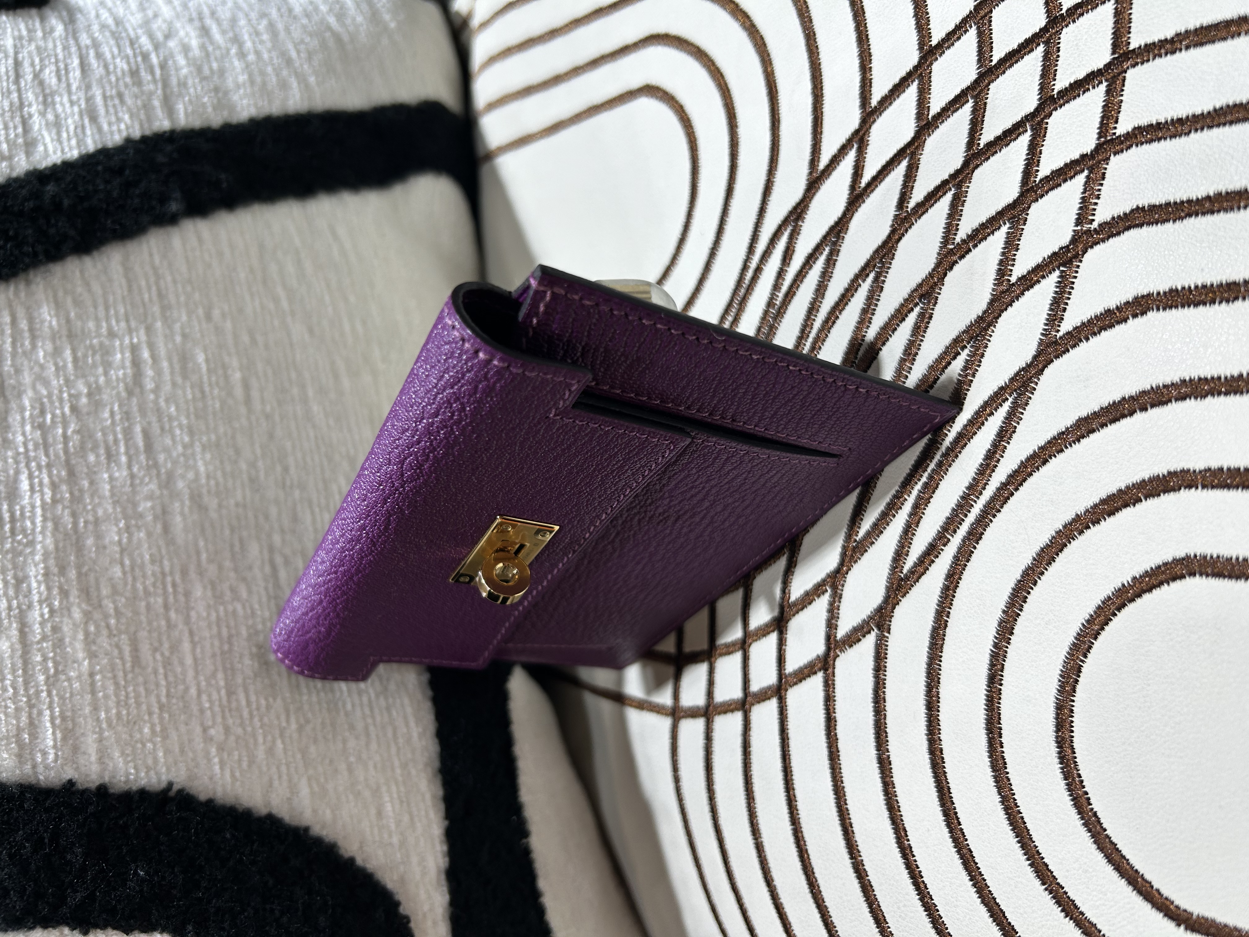 未使用品 Hermes Kelly Pocket Stamp Y 100%Authentic, Unused 未使用品 ✅Box